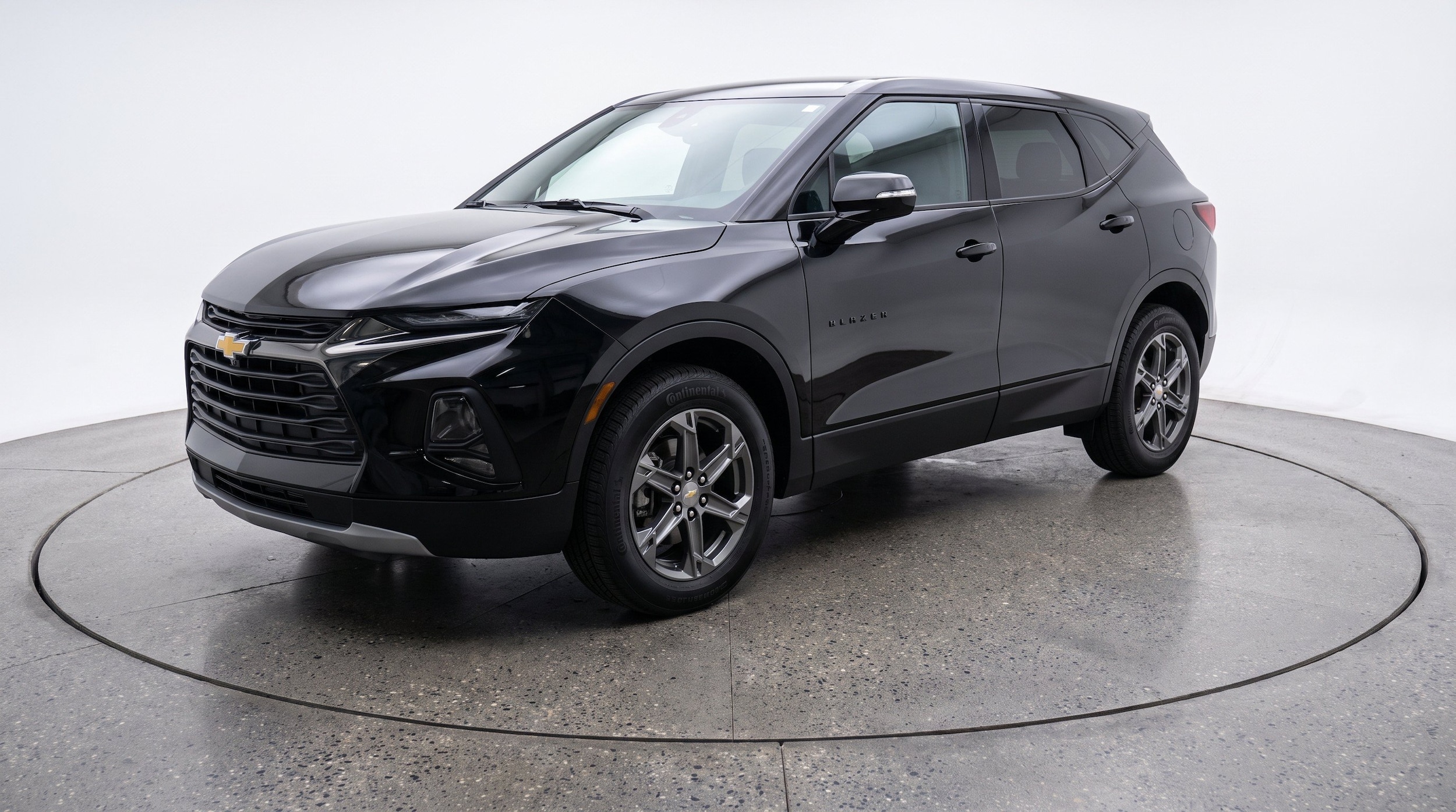 Thumbnail: 2026 Chevrolet Blazer - 3