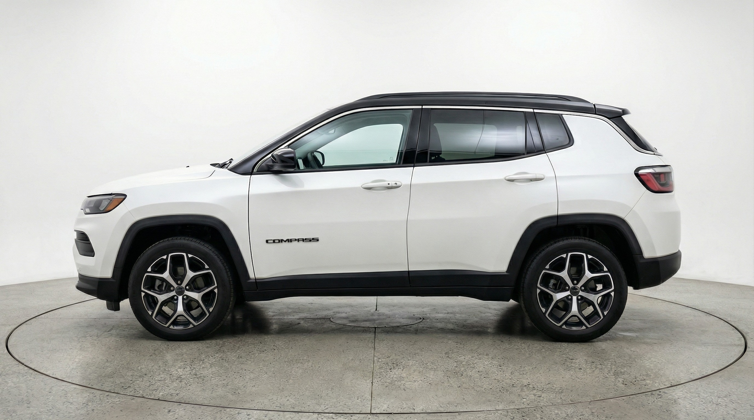 Thumbnail: 2025 Jeep Compass - 4