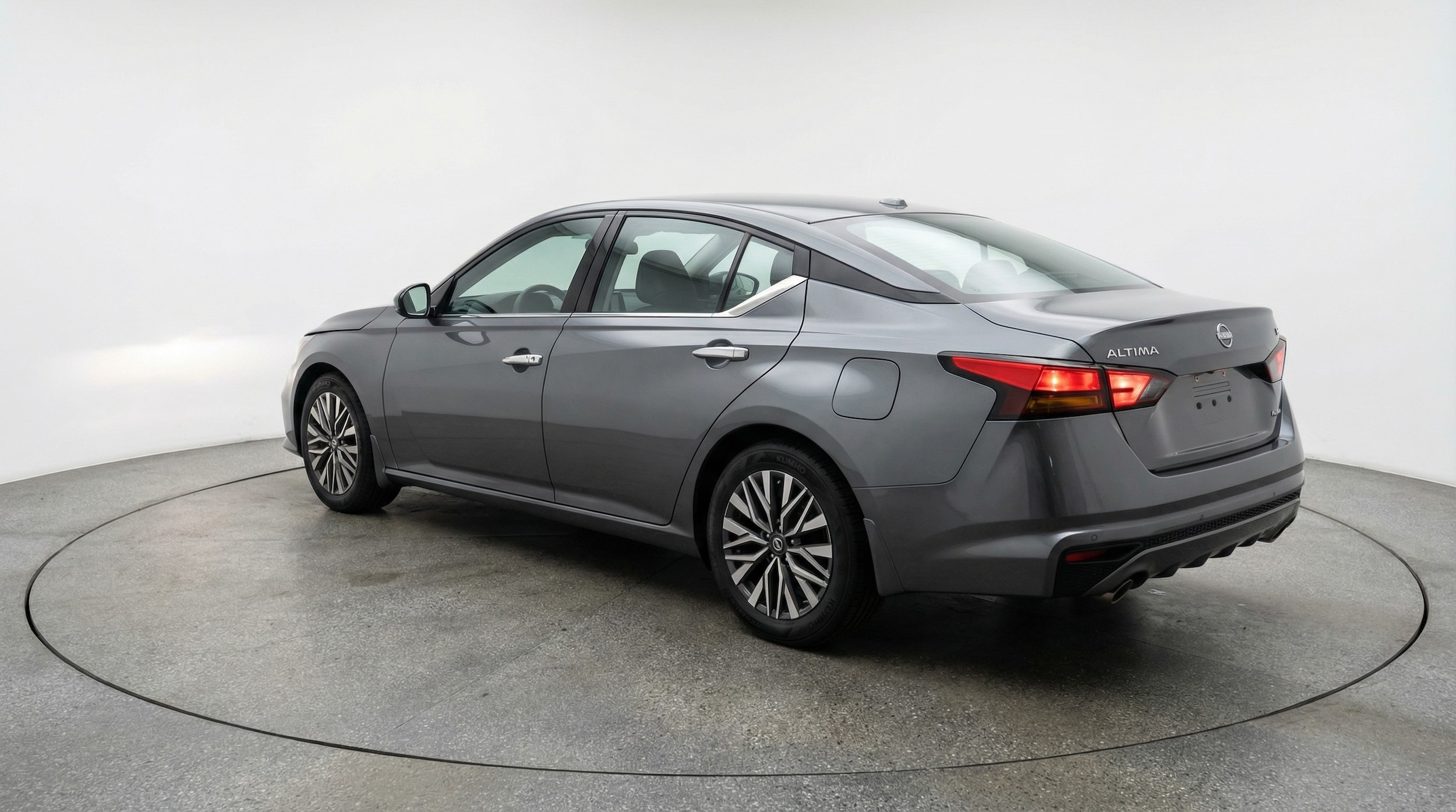 Thumbnail: 2025 Nissan Altima - 5