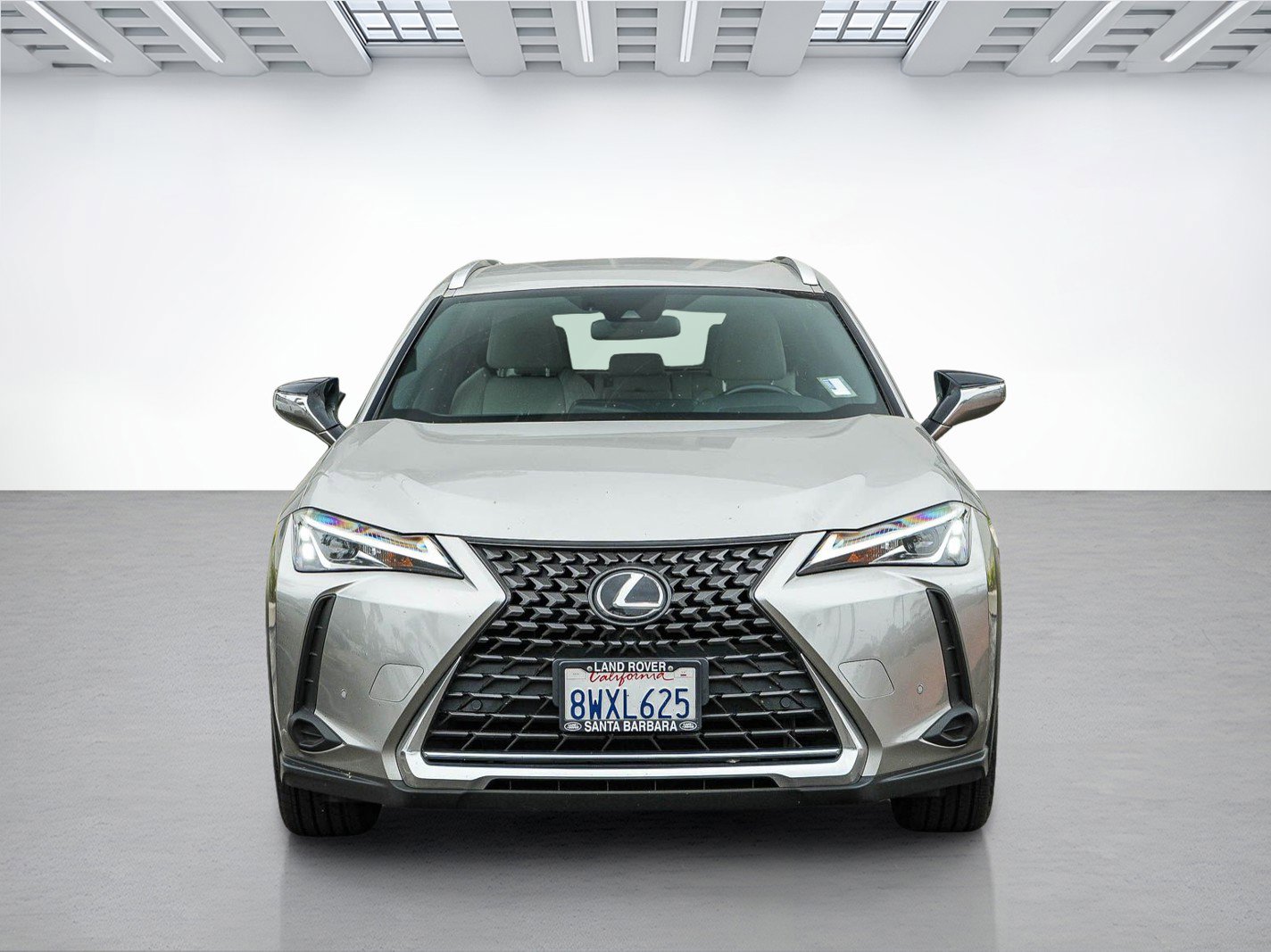 2021 Lexus UX 200 photo 2
