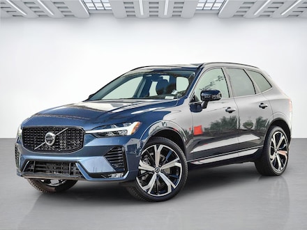2024 Volvo XC60 B5 Ultimate Dark SUV