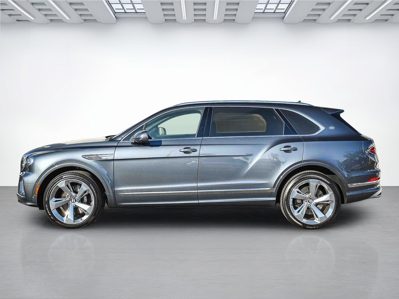2025 Bentley Bentayga Azure photo 4