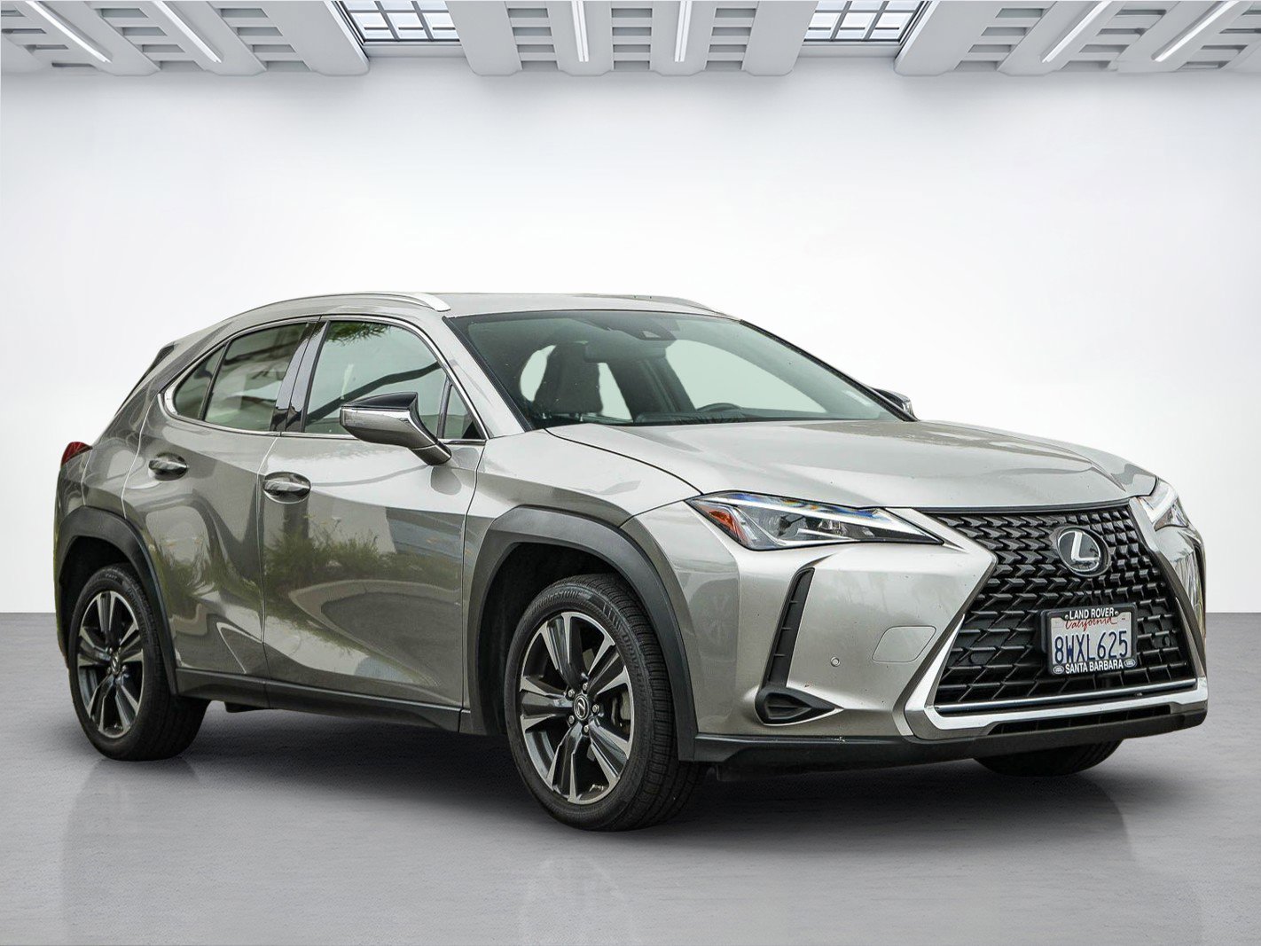 2021 Lexus UX 200 photo 3