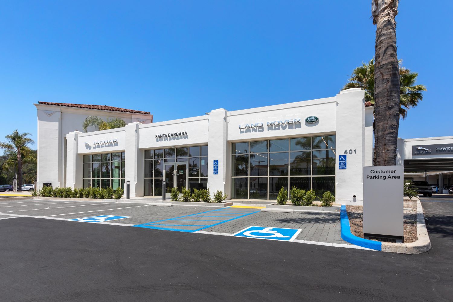 2021%20JLR%20Dealership-4.jpg