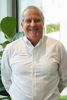 Staff member Thomas Siegel from ID_abc287e9635d