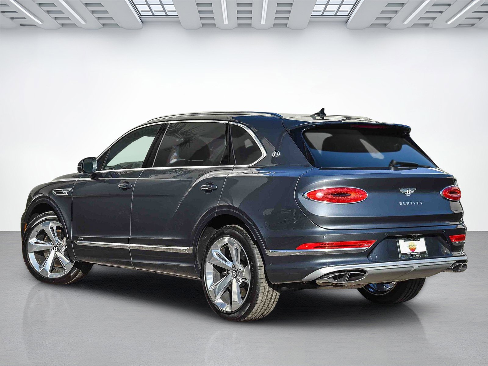 2025 Bentley Bentayga Azure photo 2