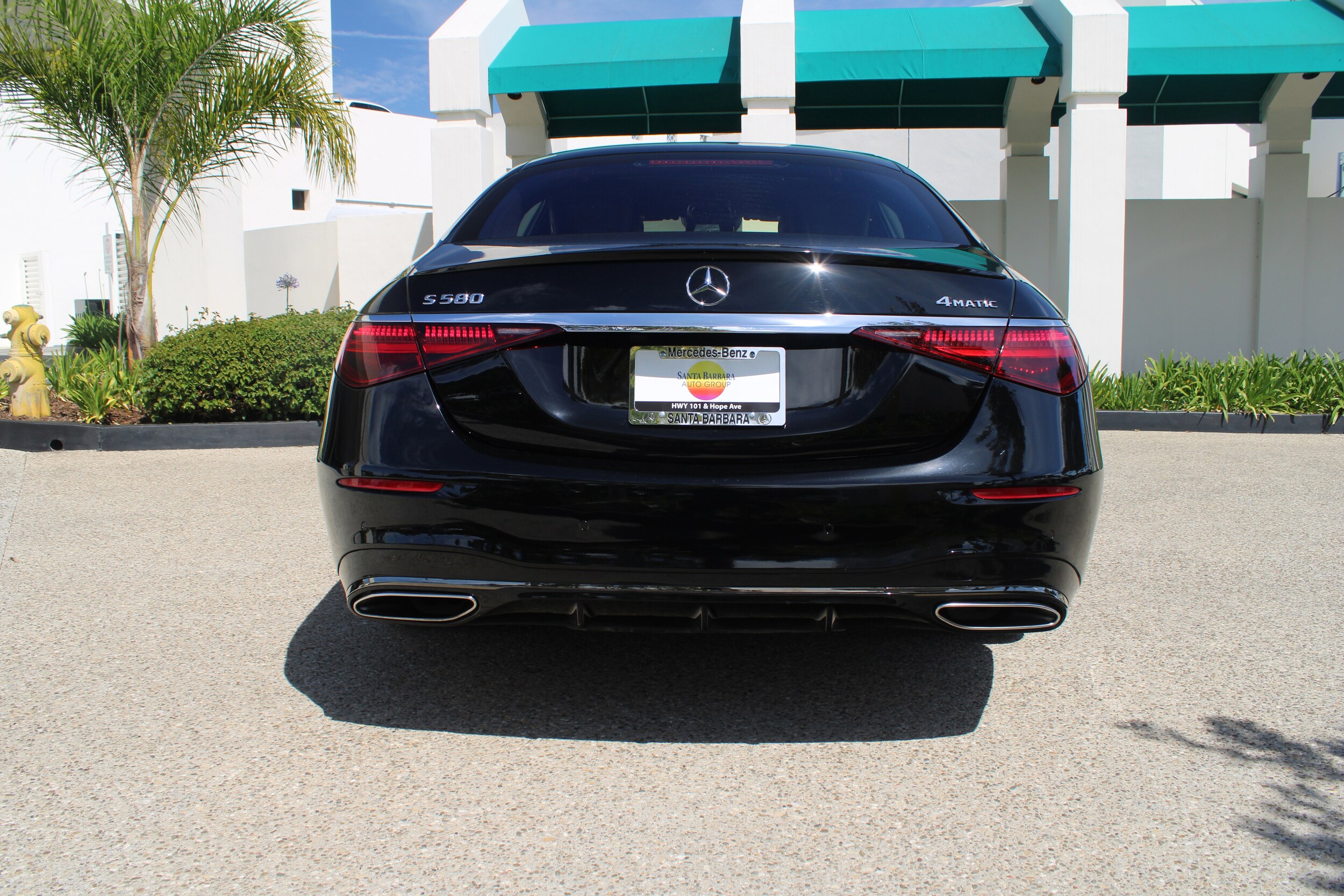 2025 Mercedes-Benz S-Class S 580 4MATIC photo 3