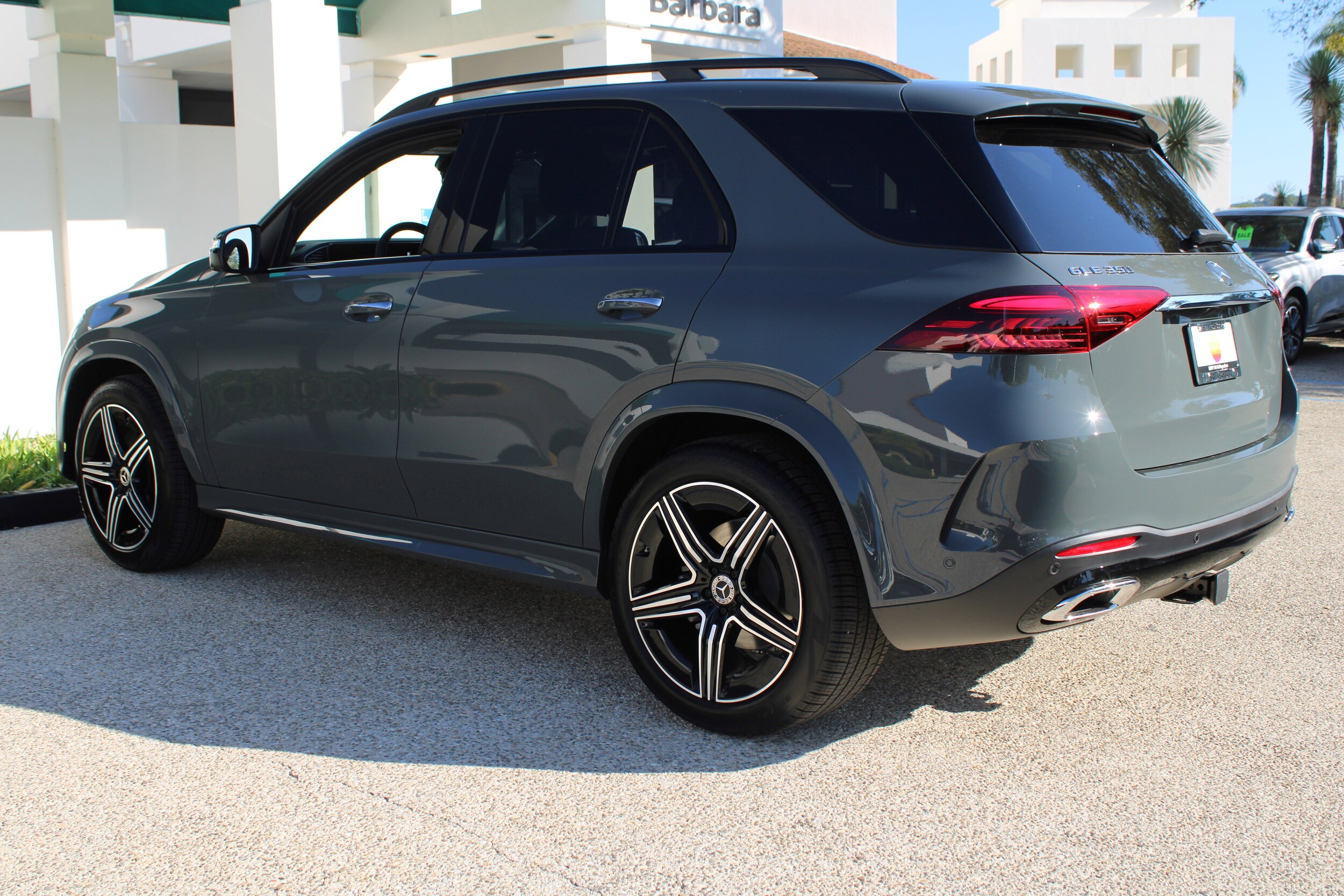 2026 Mercedes Benz GLE 350 4MATIC photo 2