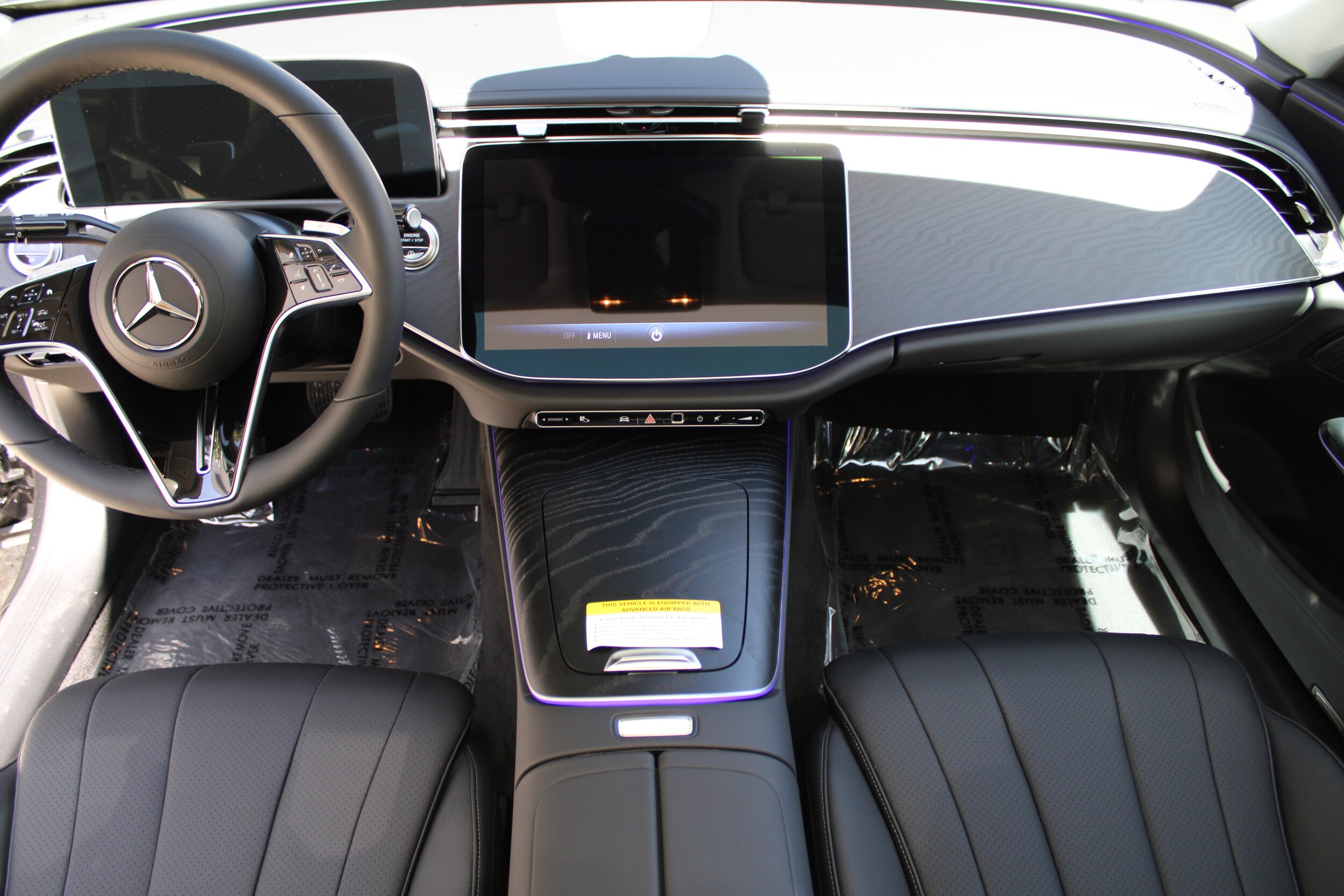2025 Mercedes-Benz E-Class E350 - Photo 18