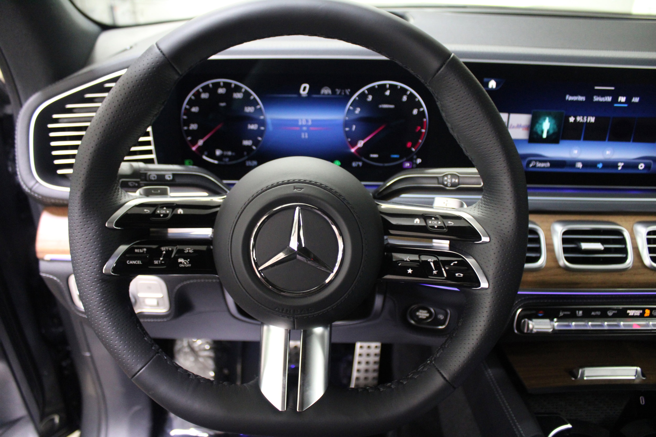 2026 Mercedes-Benz GLS Base - Photo 15