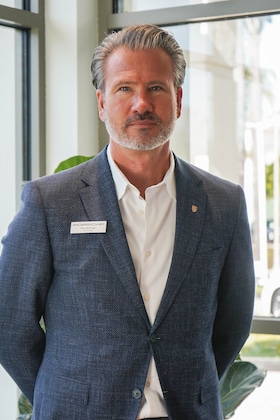 Staff member Rene Verbrugge from ID_f572dd704b41