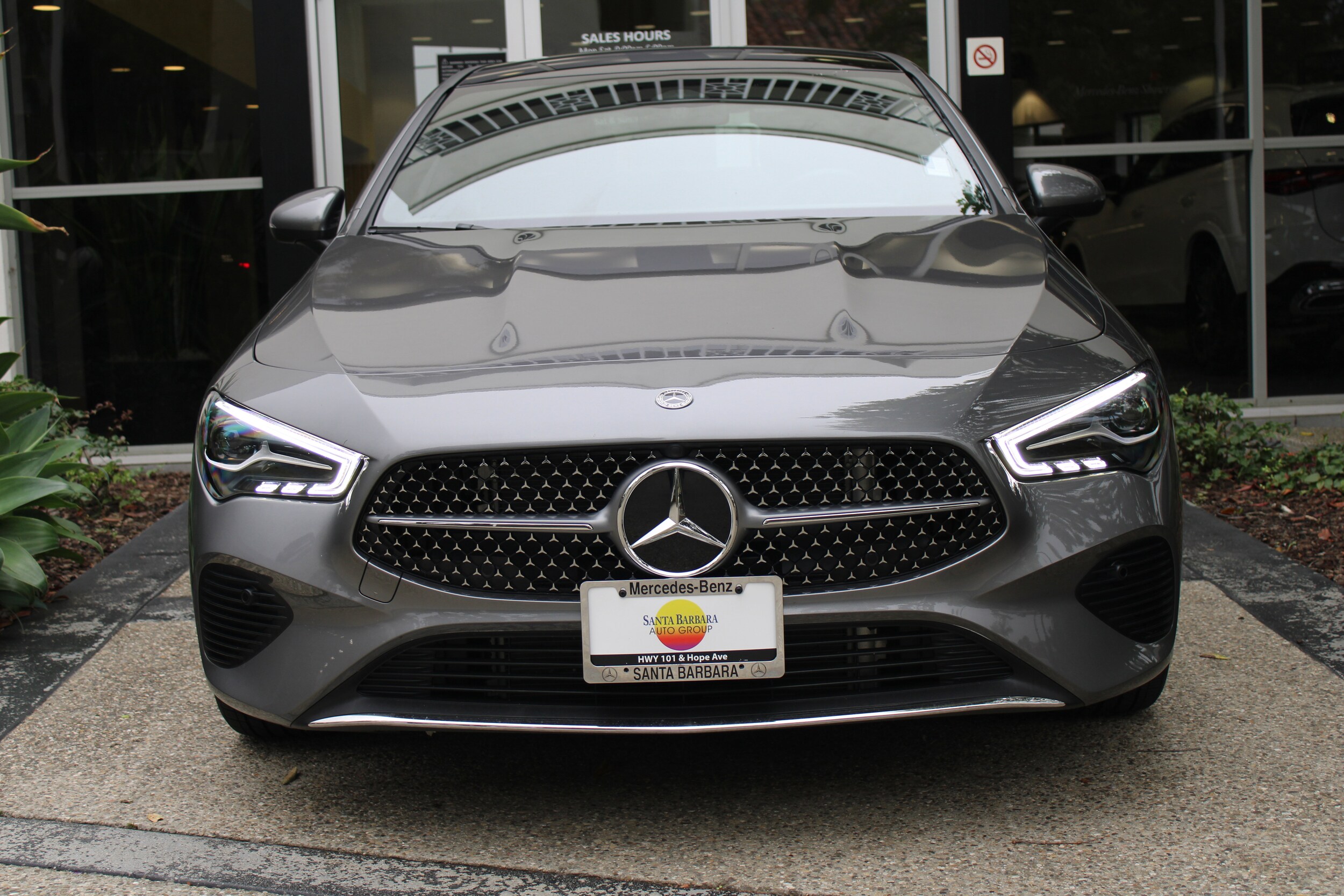 2025 Mercedes Benz CLA 250 4MATIC photo 2