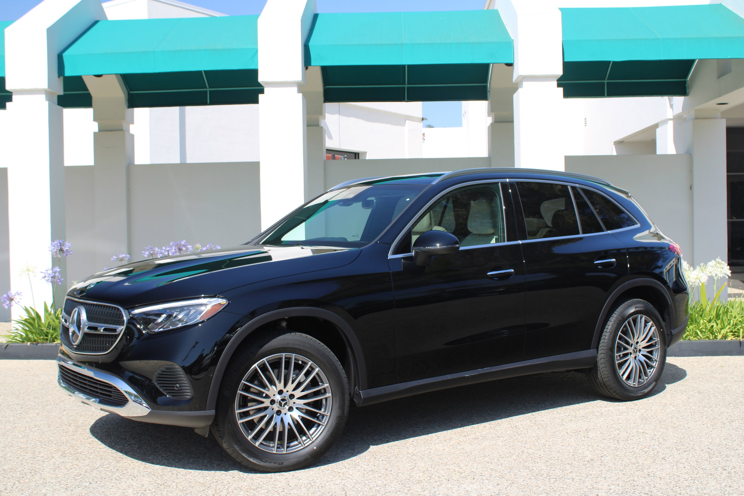 2026 Mercedes-Benz GLC GLC 300's photo