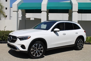 2027 Mercedes-Benz GLC 350e Base SUV