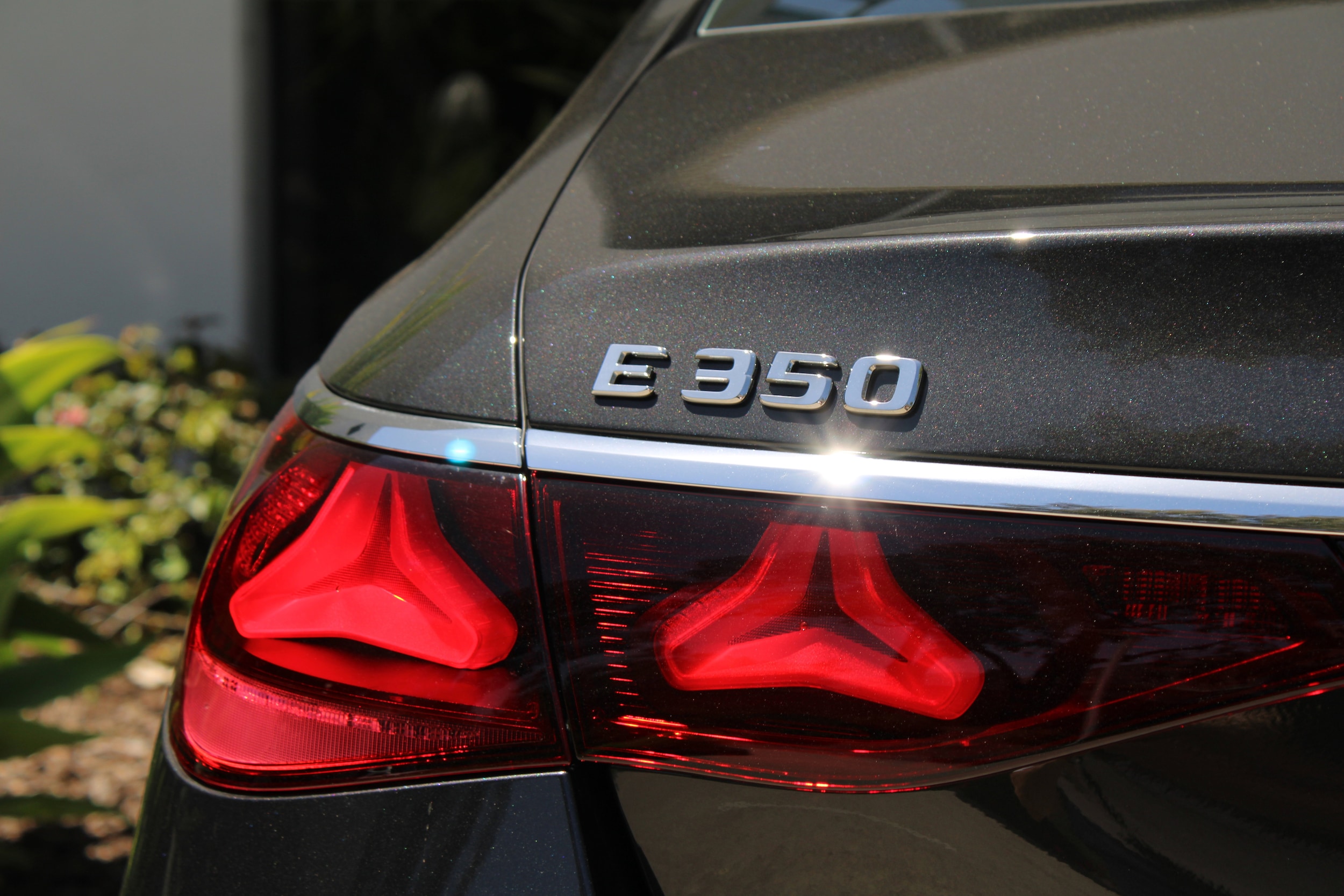 2025 Mercedes-Benz E-Class E350 - Photo 13
