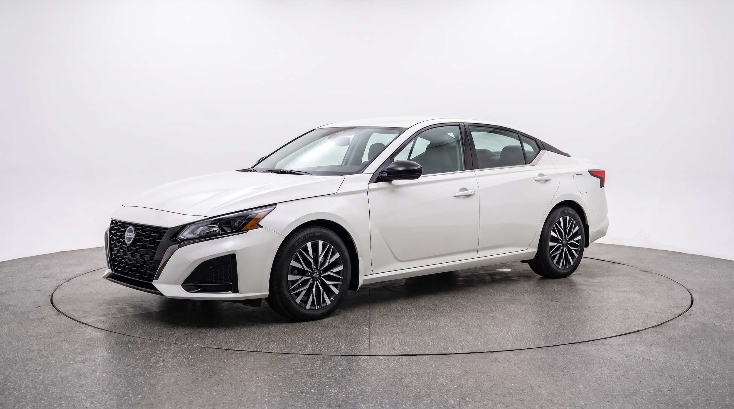 Thumbnail: 2025 Nissan Altima - 3