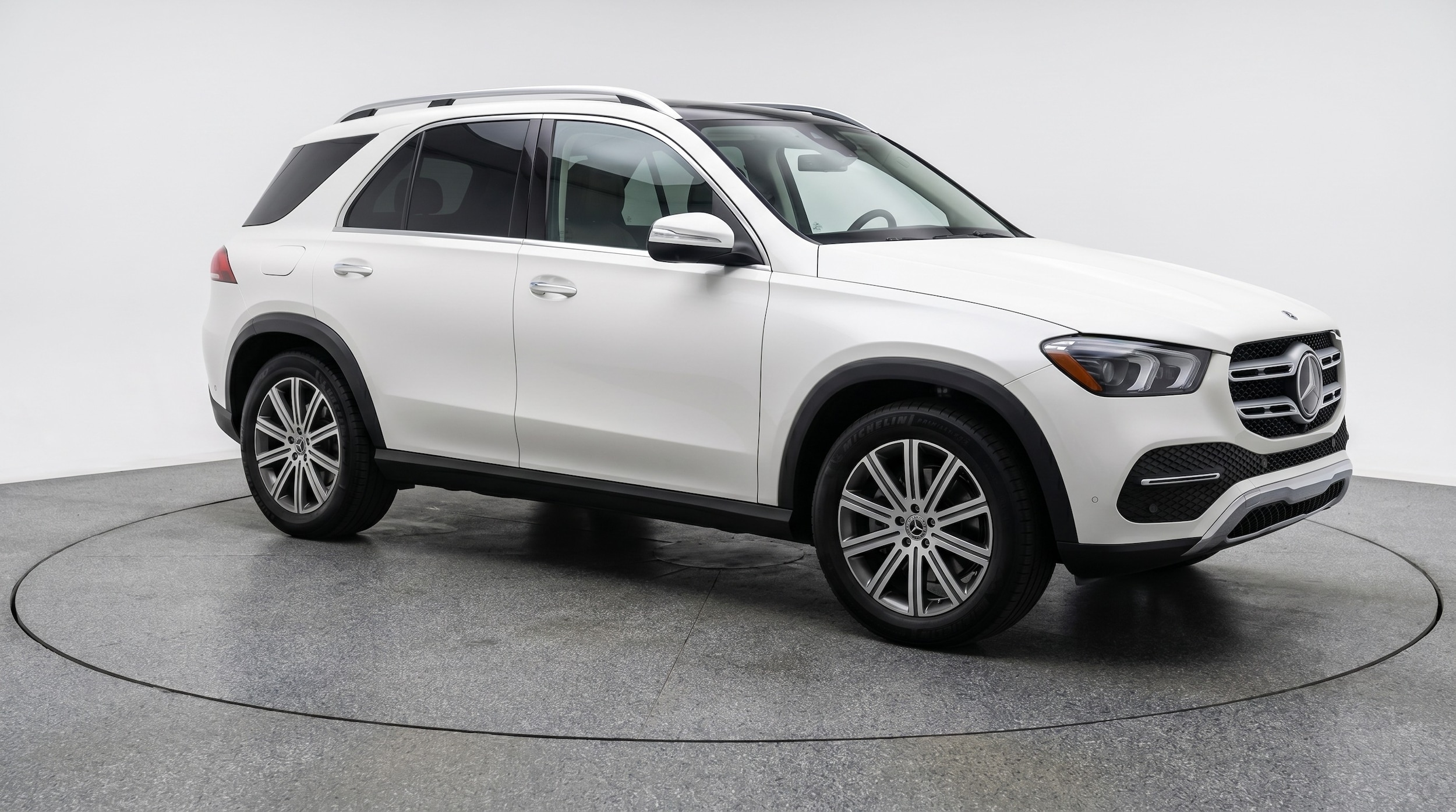 Thumbnail: 2026 Mercedes-Benz GLE - 1