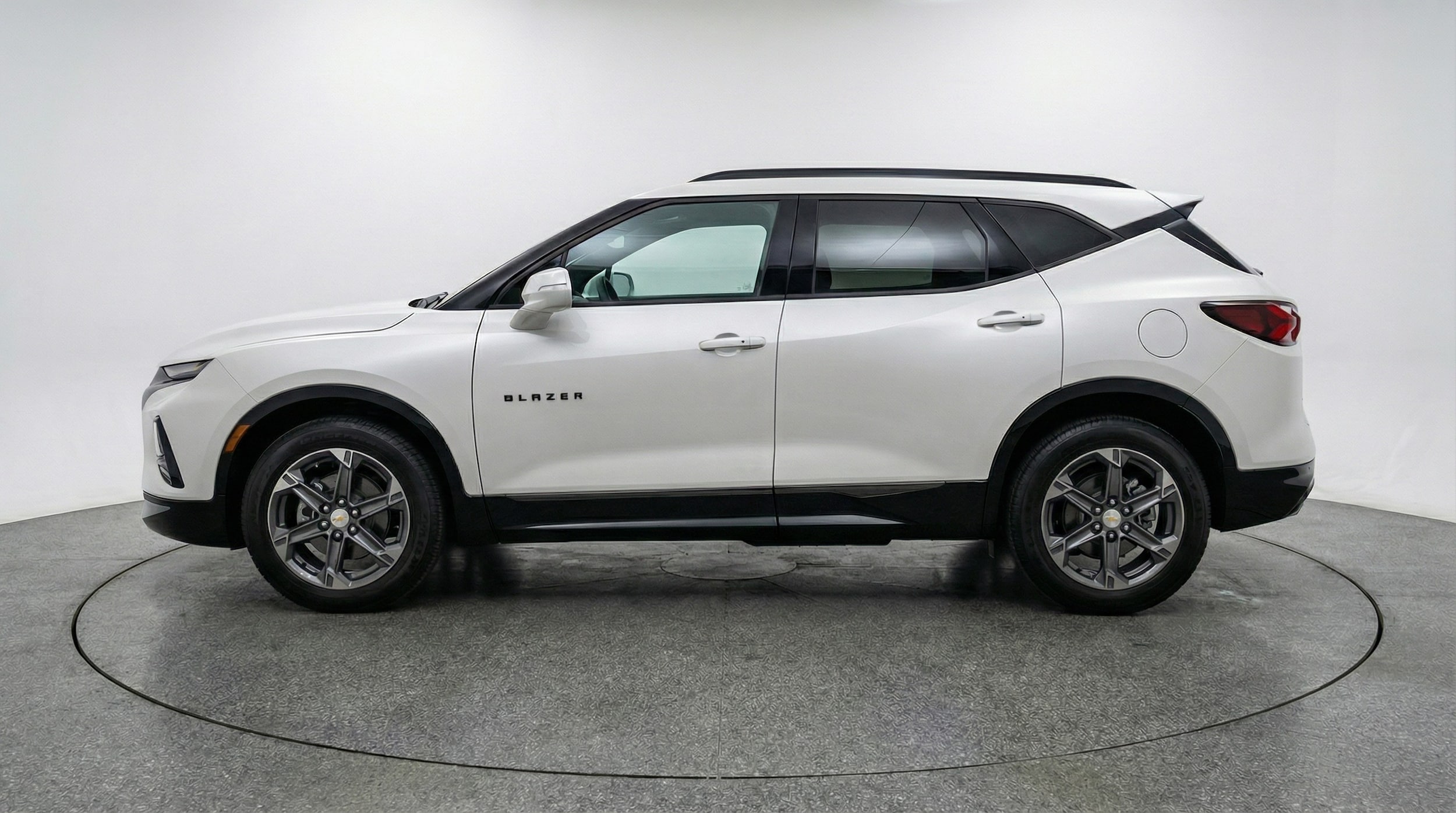 Thumbnail: 2026 Chevrolet Blazer - 4