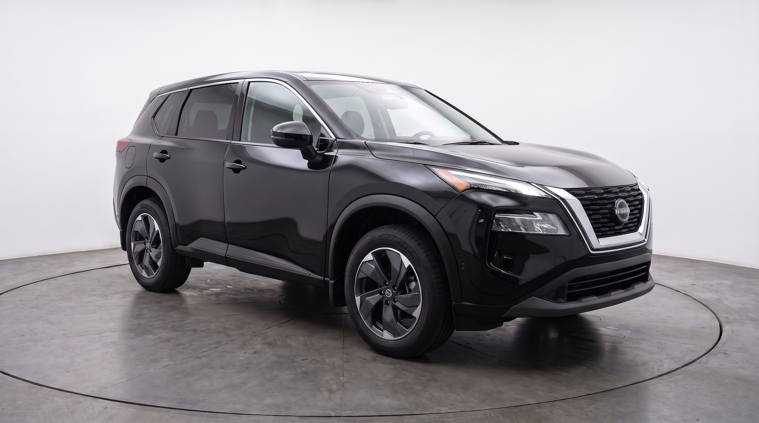 Thumbnail: 2025 Nissan Rogue - 1