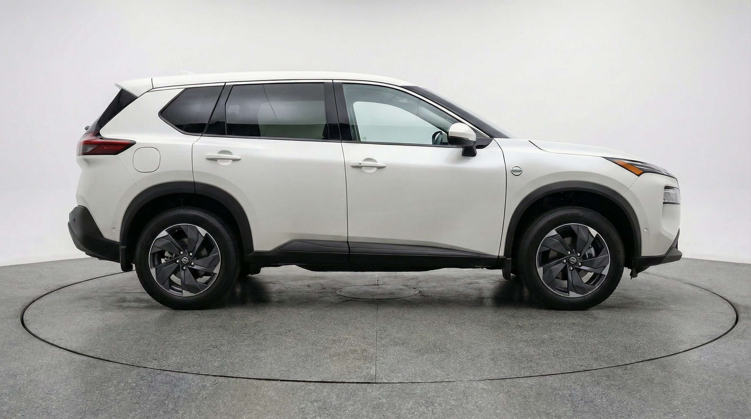 Thumbnail: 2025 Nissan Rogue - 8