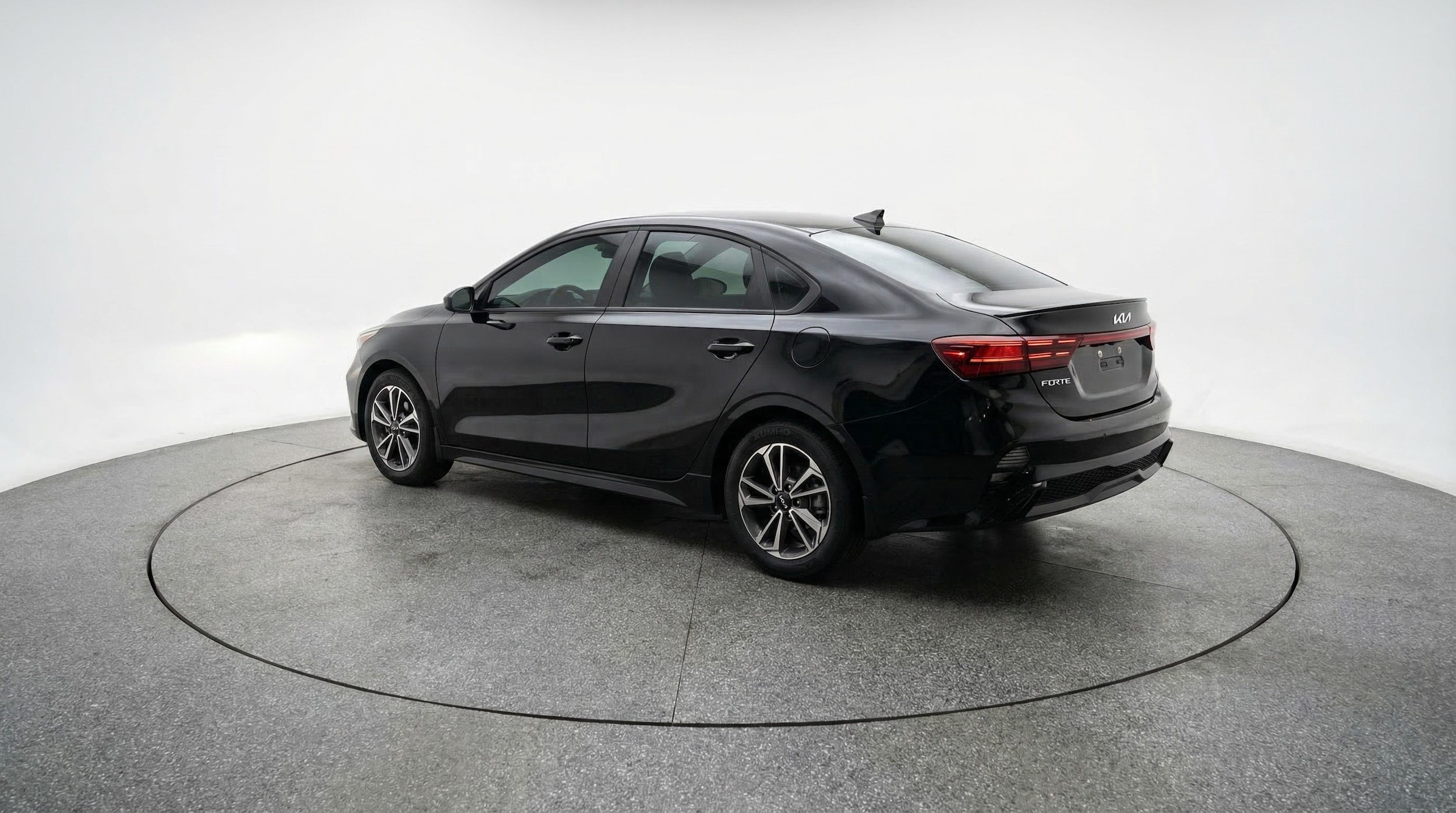 Thumbnail: 2024 Kia Forte - 5