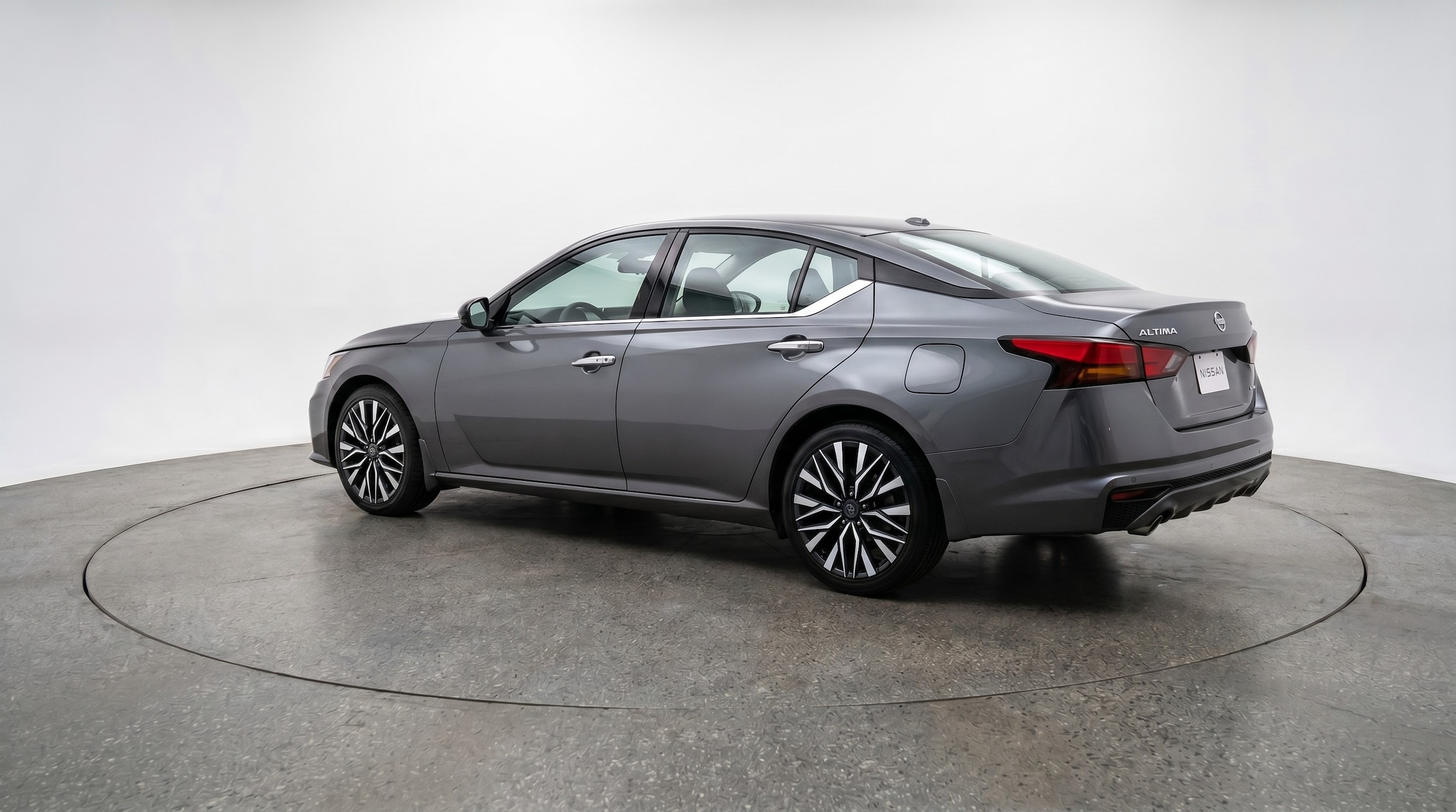 Thumbnail: 2025 Nissan Altima - 5