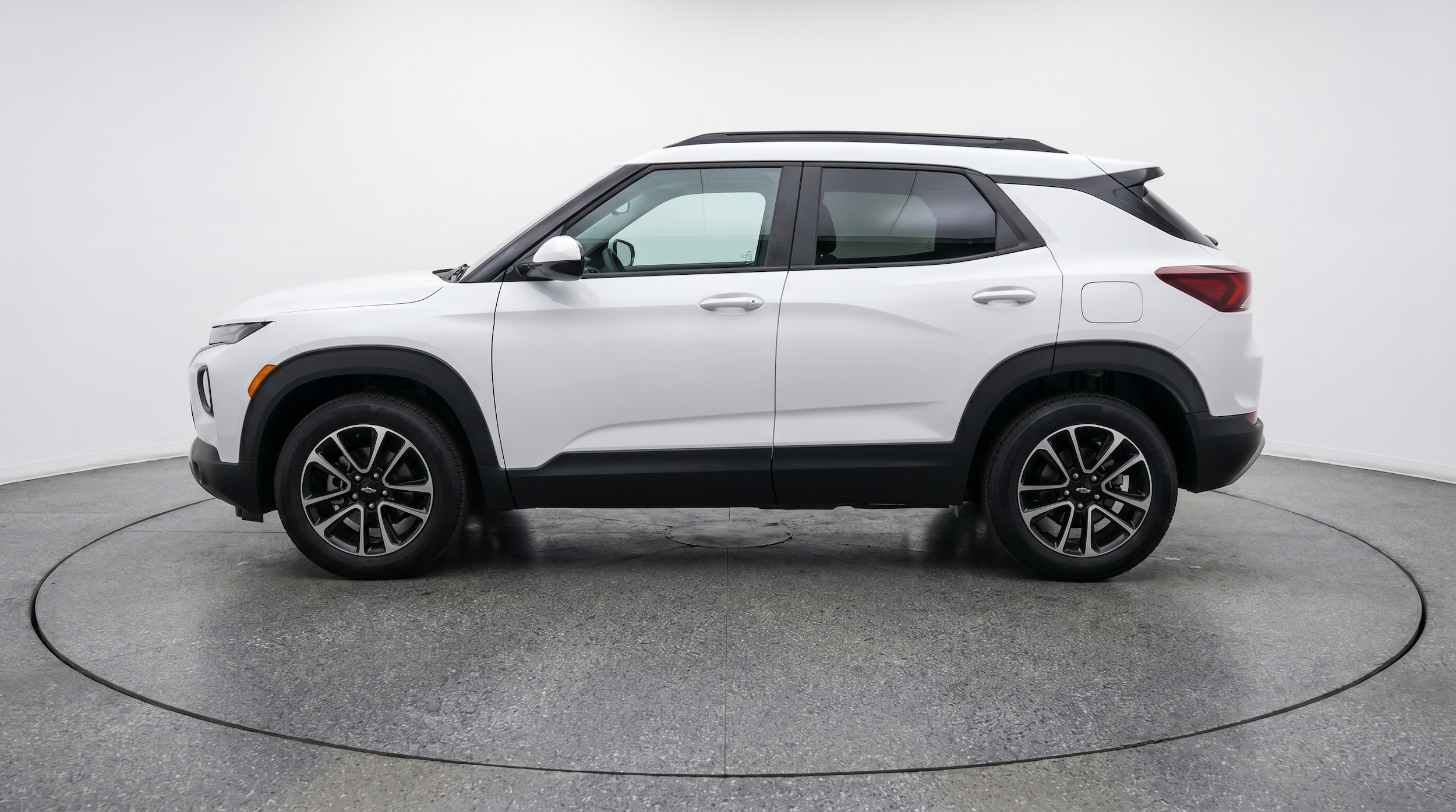 Thumbnail: 2025 Chevrolet TrailBlazer - 4
