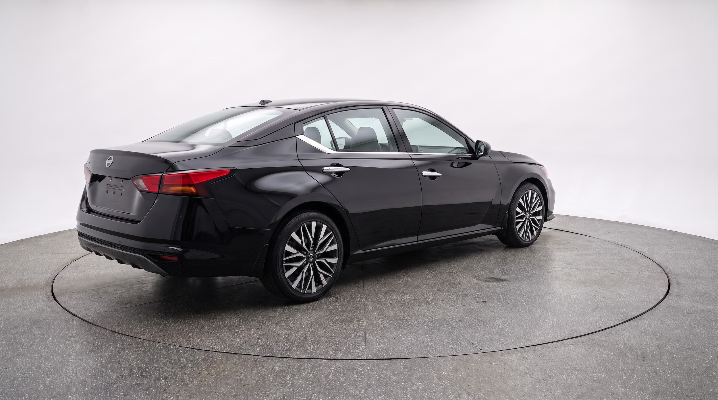 Thumbnail: 2025 Nissan Altima - 7