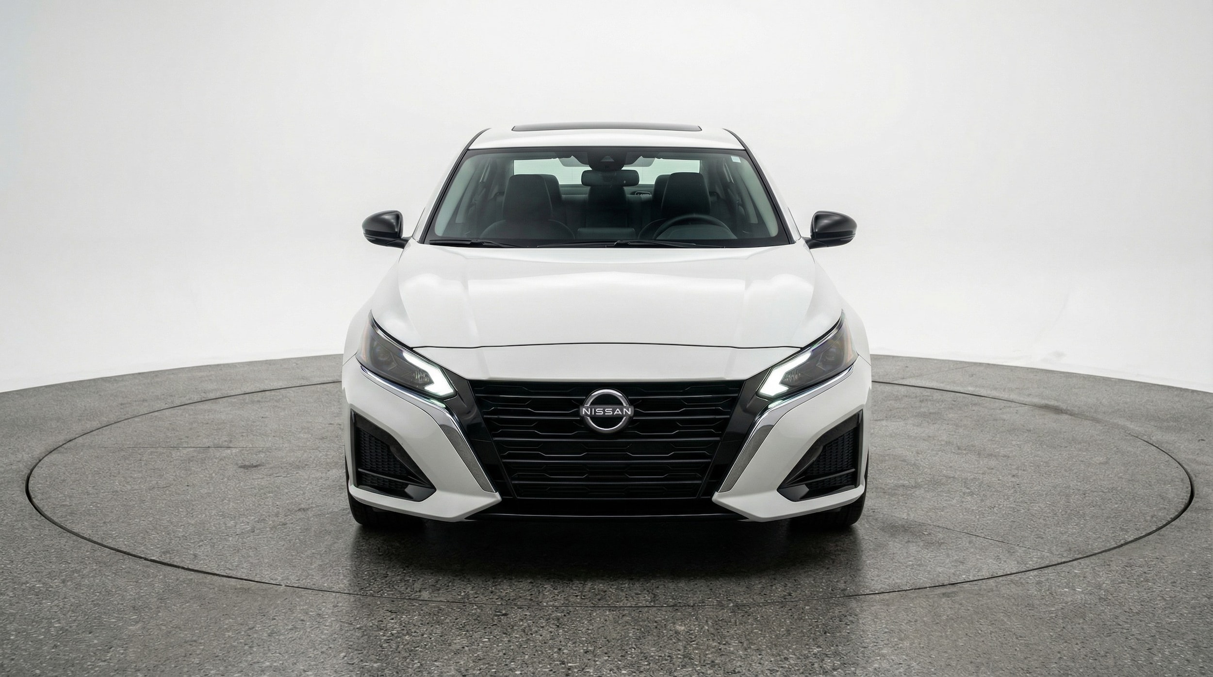 Thumbnail: 2025 Nissan Altima - 2