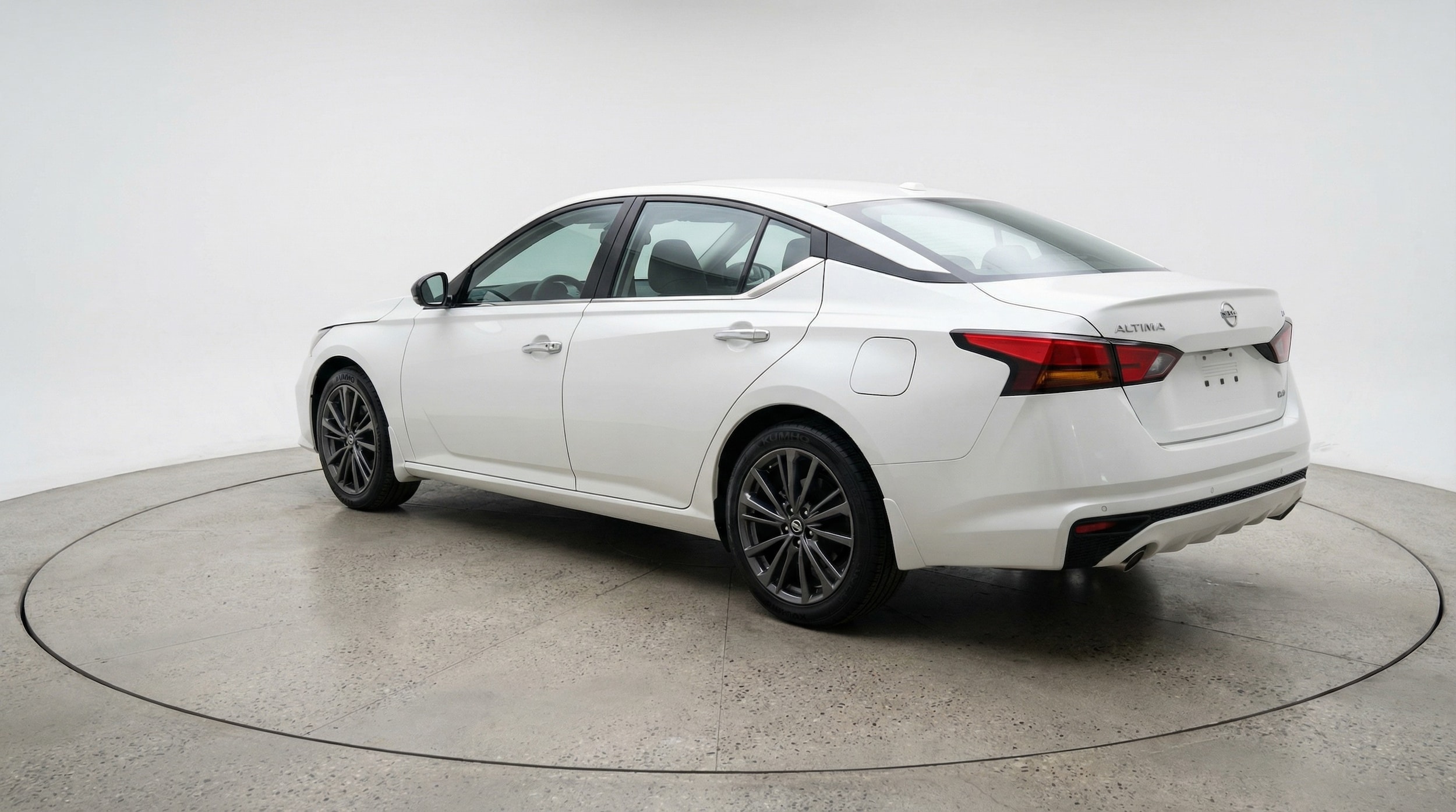 Thumbnail: 2025 Nissan Altima - 5