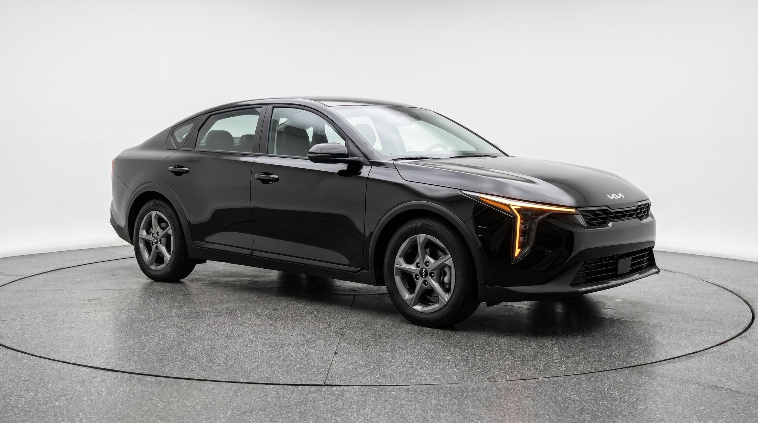Thumbnail: 2026 Kia K4 - 1