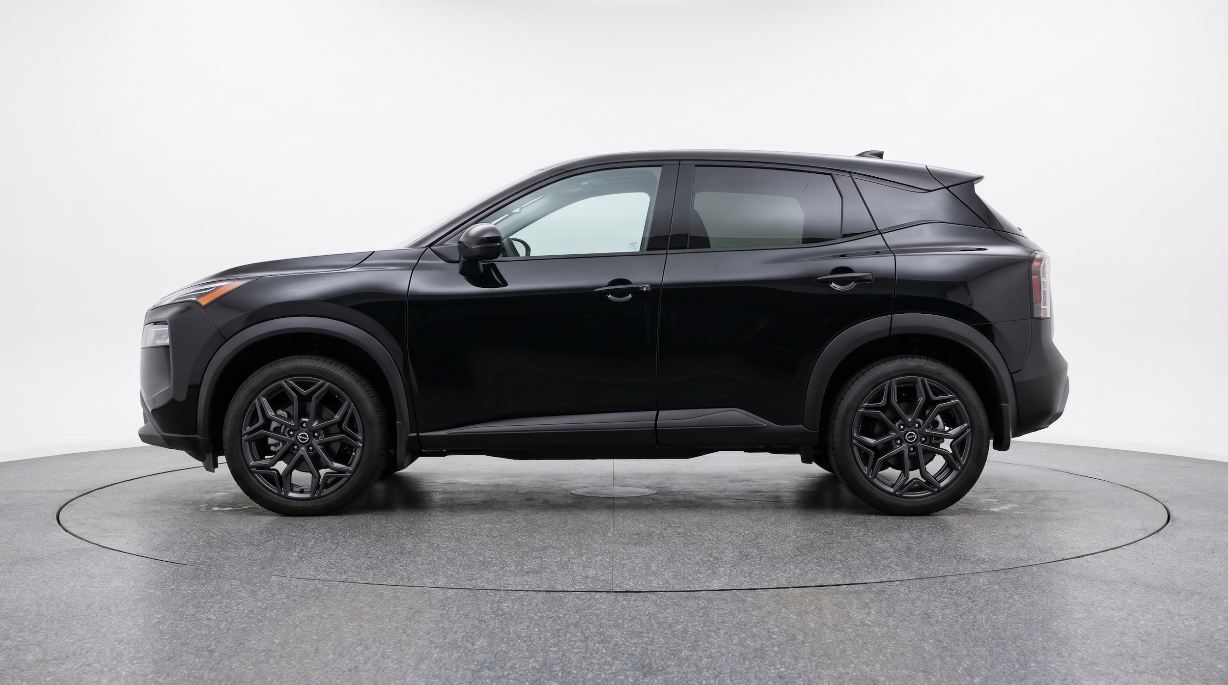 Thumbnail: 2026 Nissan Kicks - 4