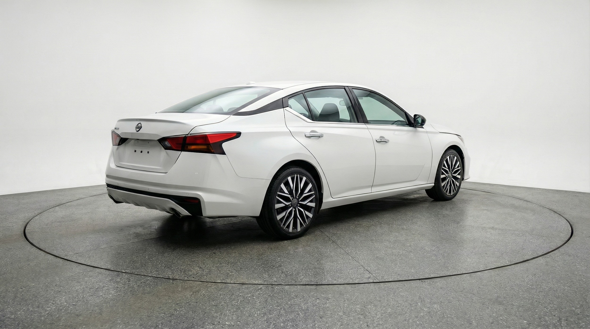 Thumbnail: 2025 Nissan Altima - 7