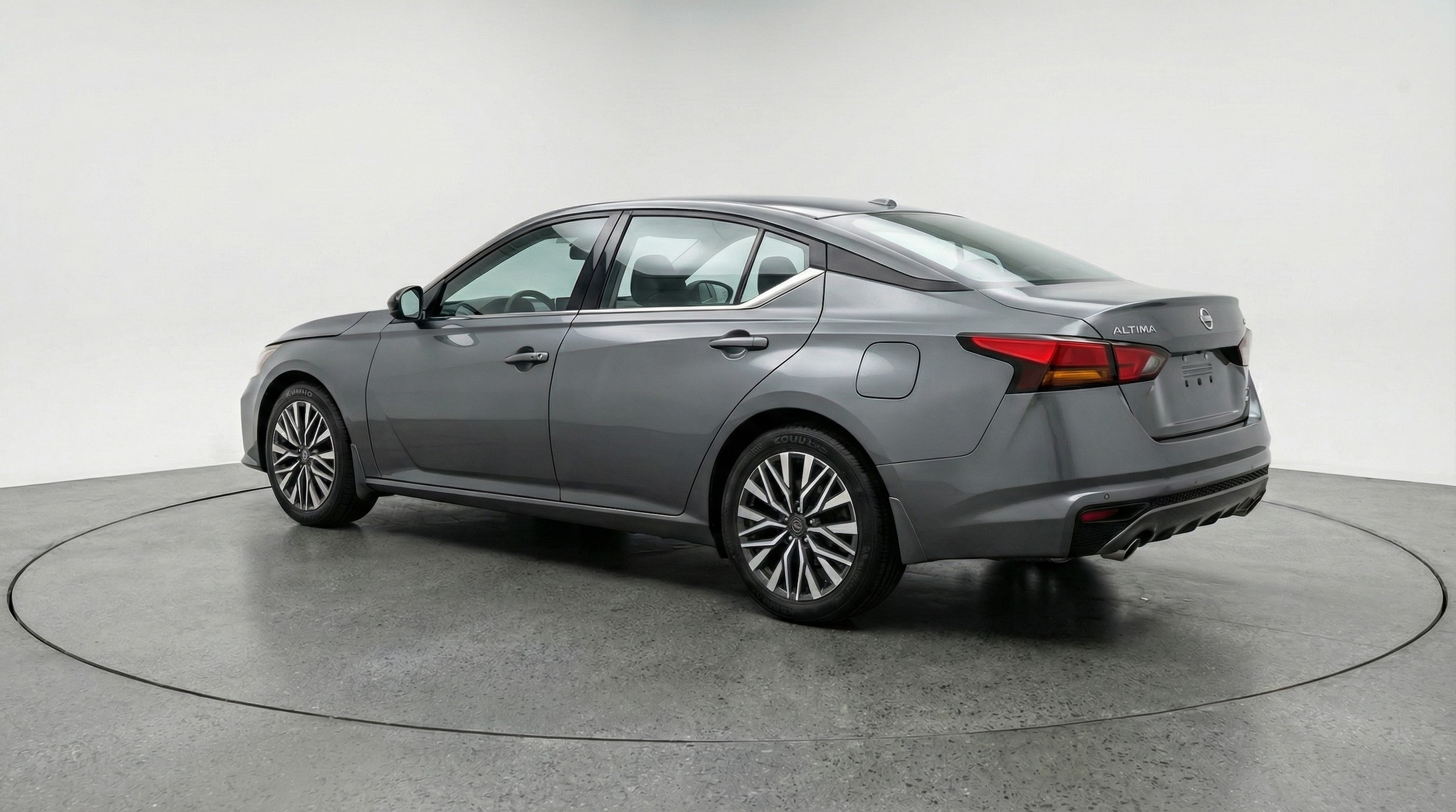 Thumbnail: 2025 Nissan Altima - 5