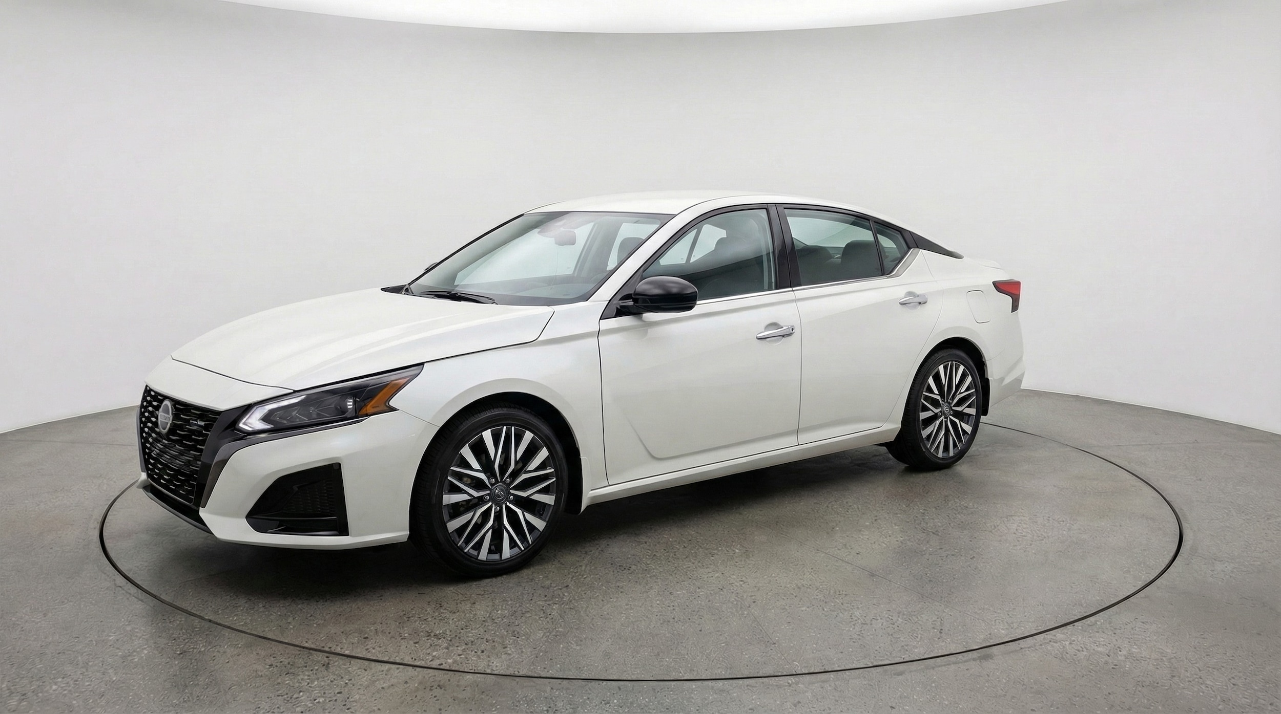 Thumbnail: 2025 Nissan Altima - 3