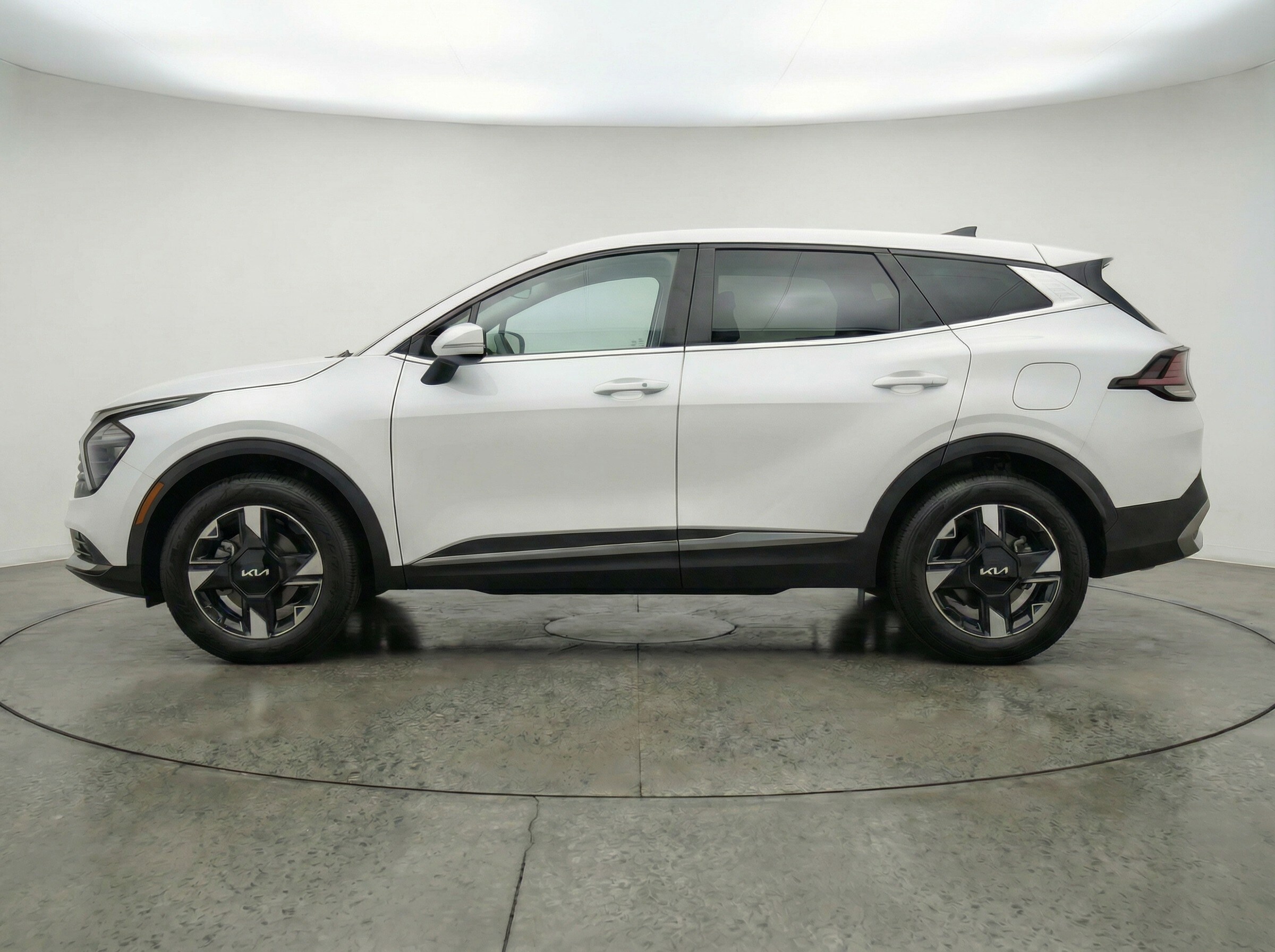 Thumbnail: 2026 Kia Sportage - 4