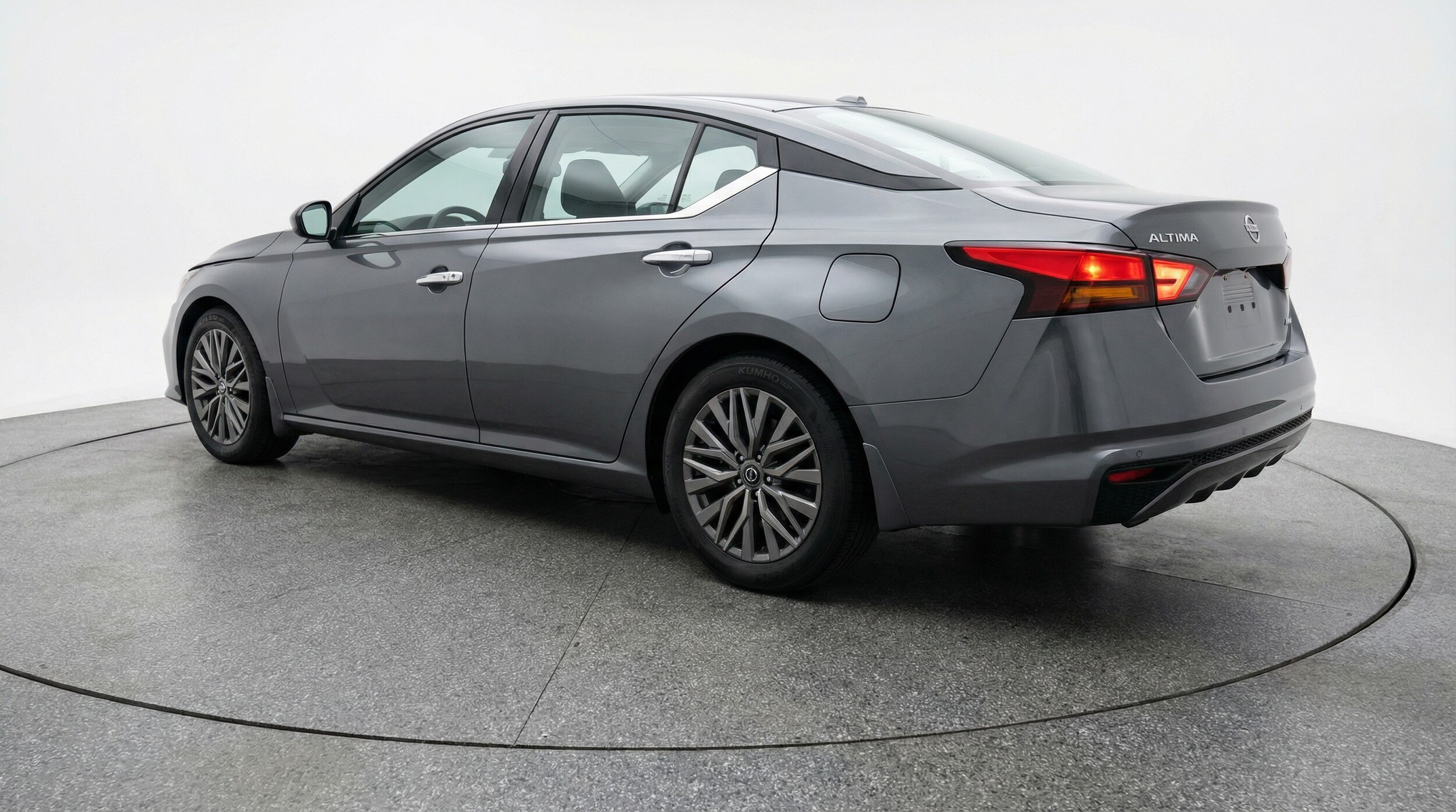 Thumbnail: 2025 Nissan Altima - 5
