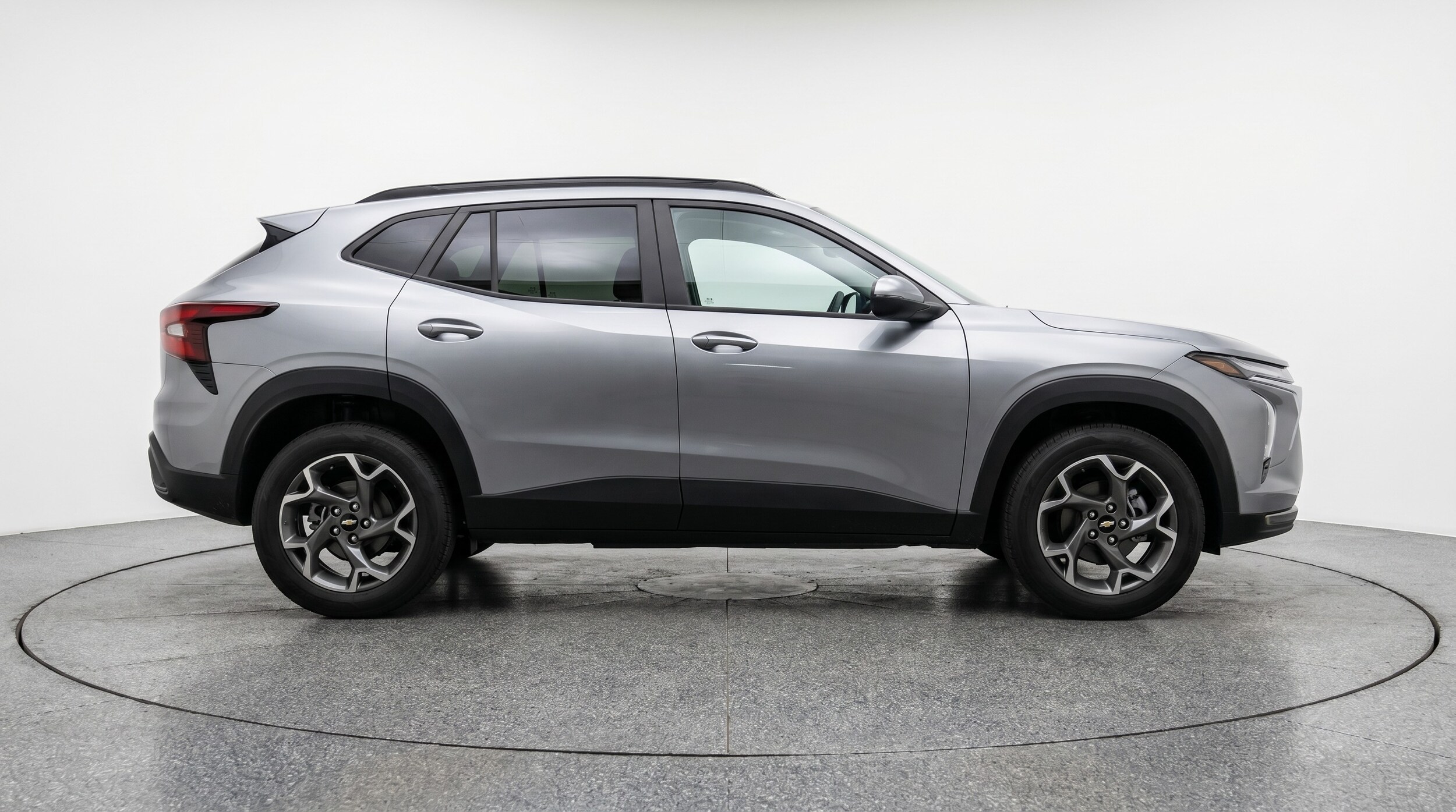 Thumbnail: 2025 Chevrolet Trax - 8