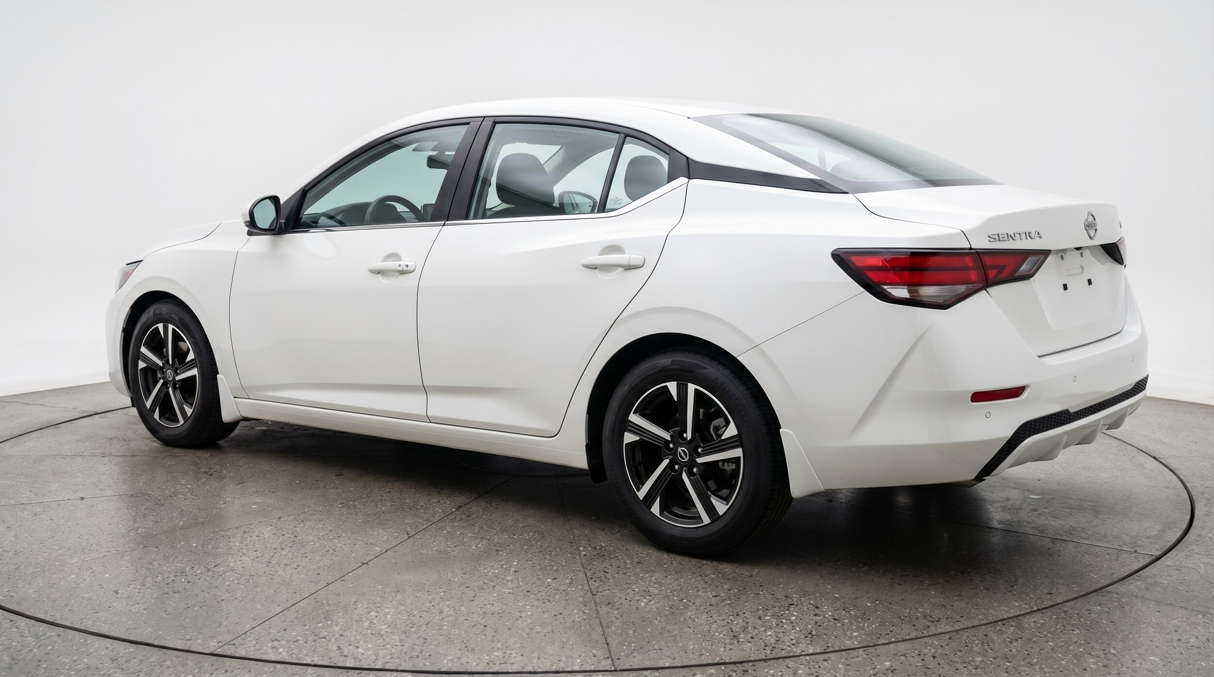 Thumbnail: 2025 Nissan Sentra - 5