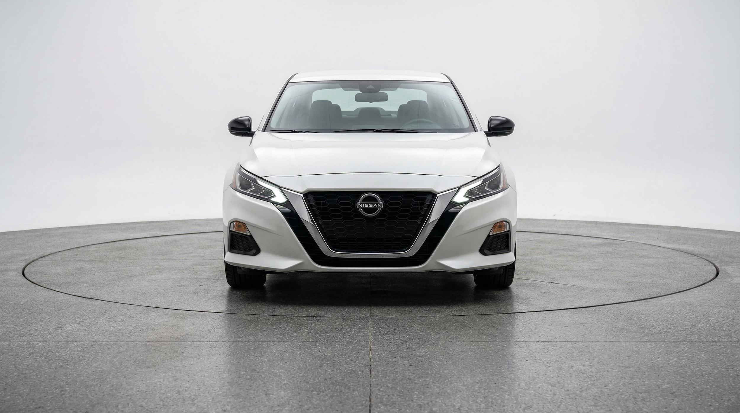 Thumbnail: 2025 Nissan Altima - 2