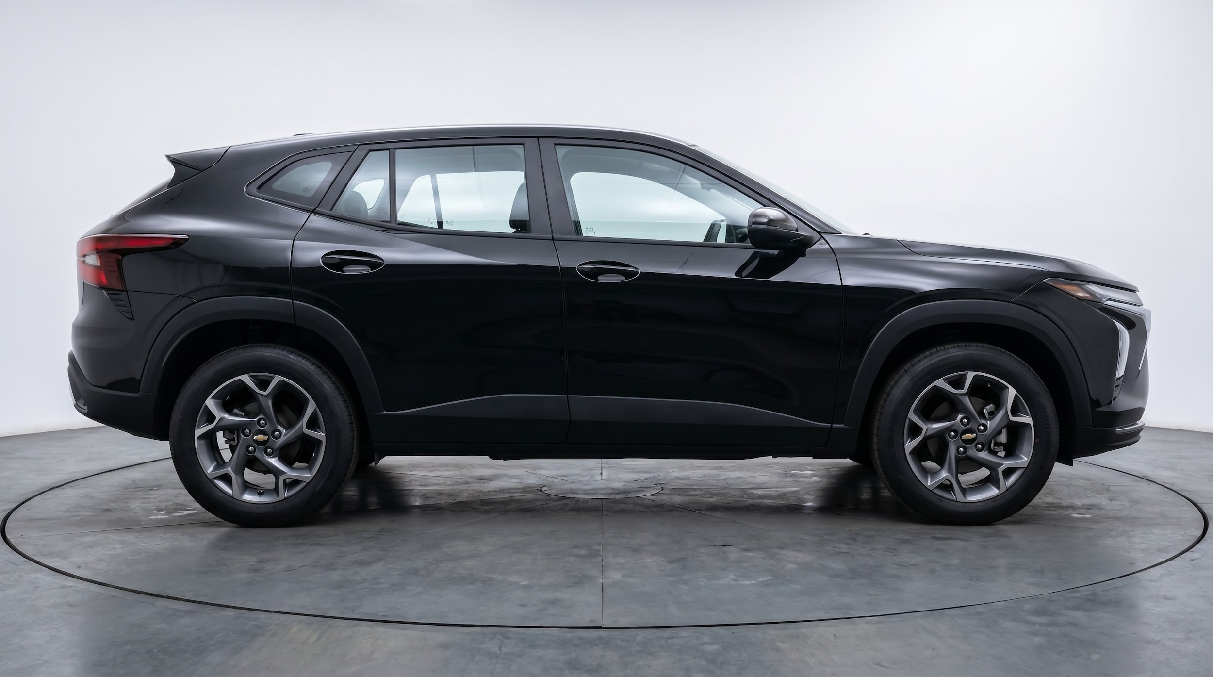 Thumbnail: 2025 Chevrolet Trax - 8