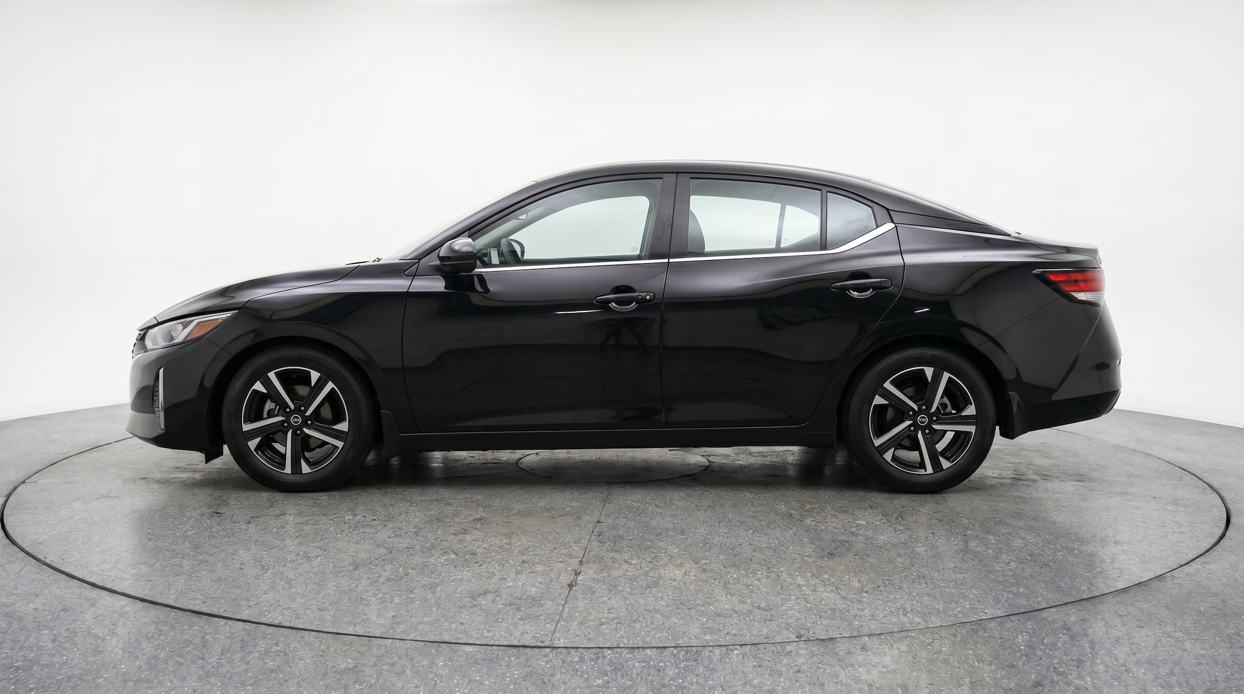 Thumbnail: 2025 Nissan Sentra - 4
