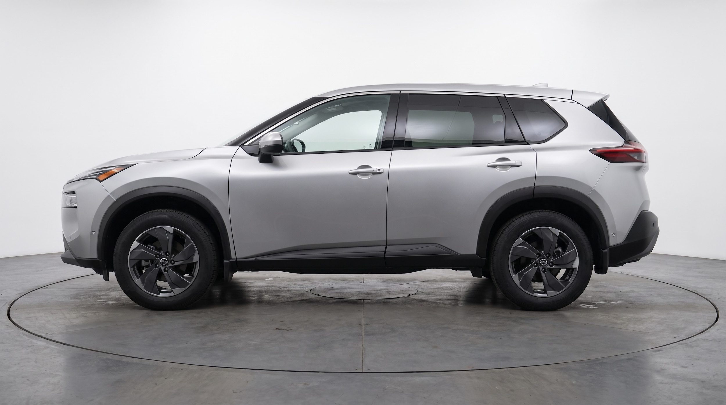 Thumbnail: 2025 Nissan Rogue - 4