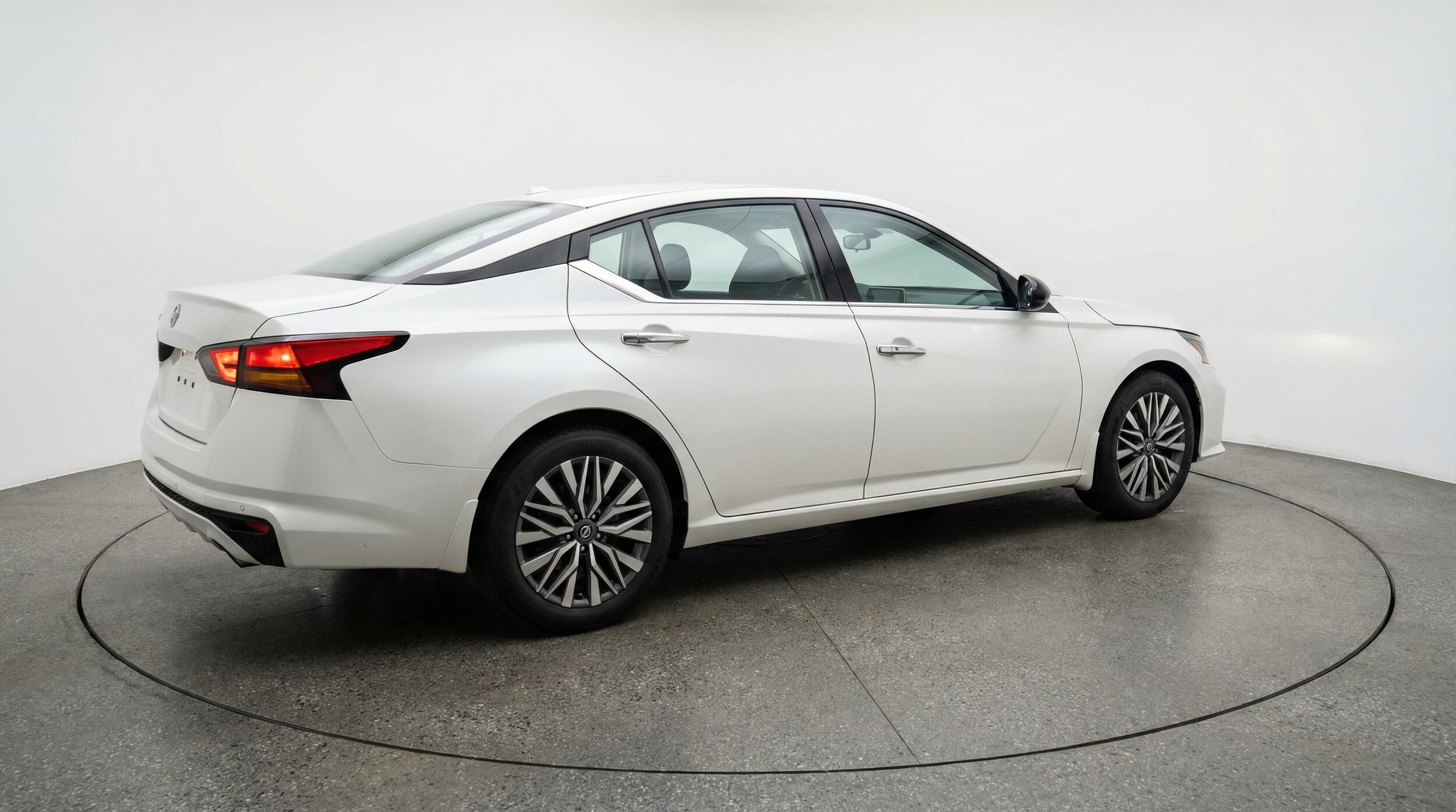 Thumbnail: 2025 Nissan Altima - 7