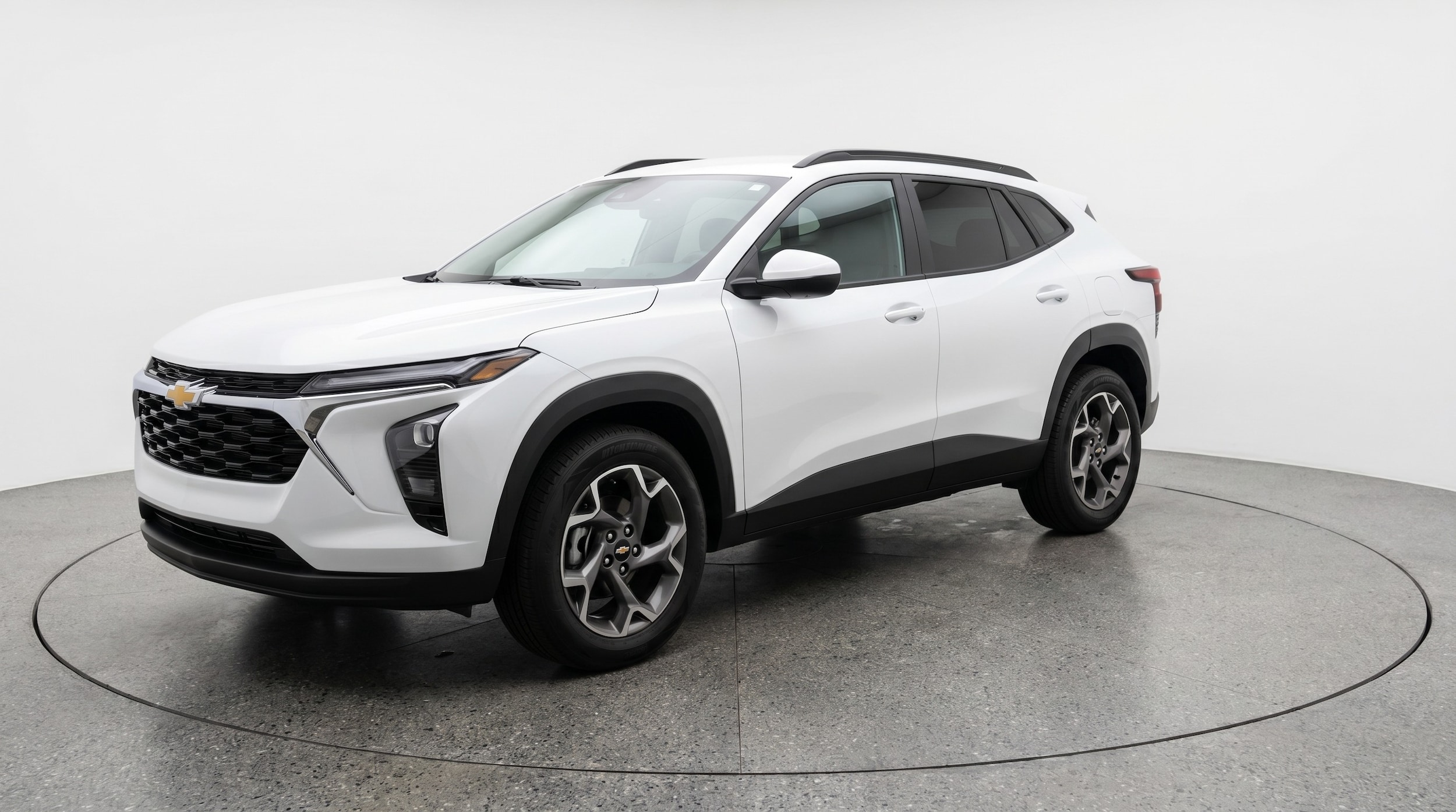 Thumbnail: 2025 Chevrolet Trax - 3