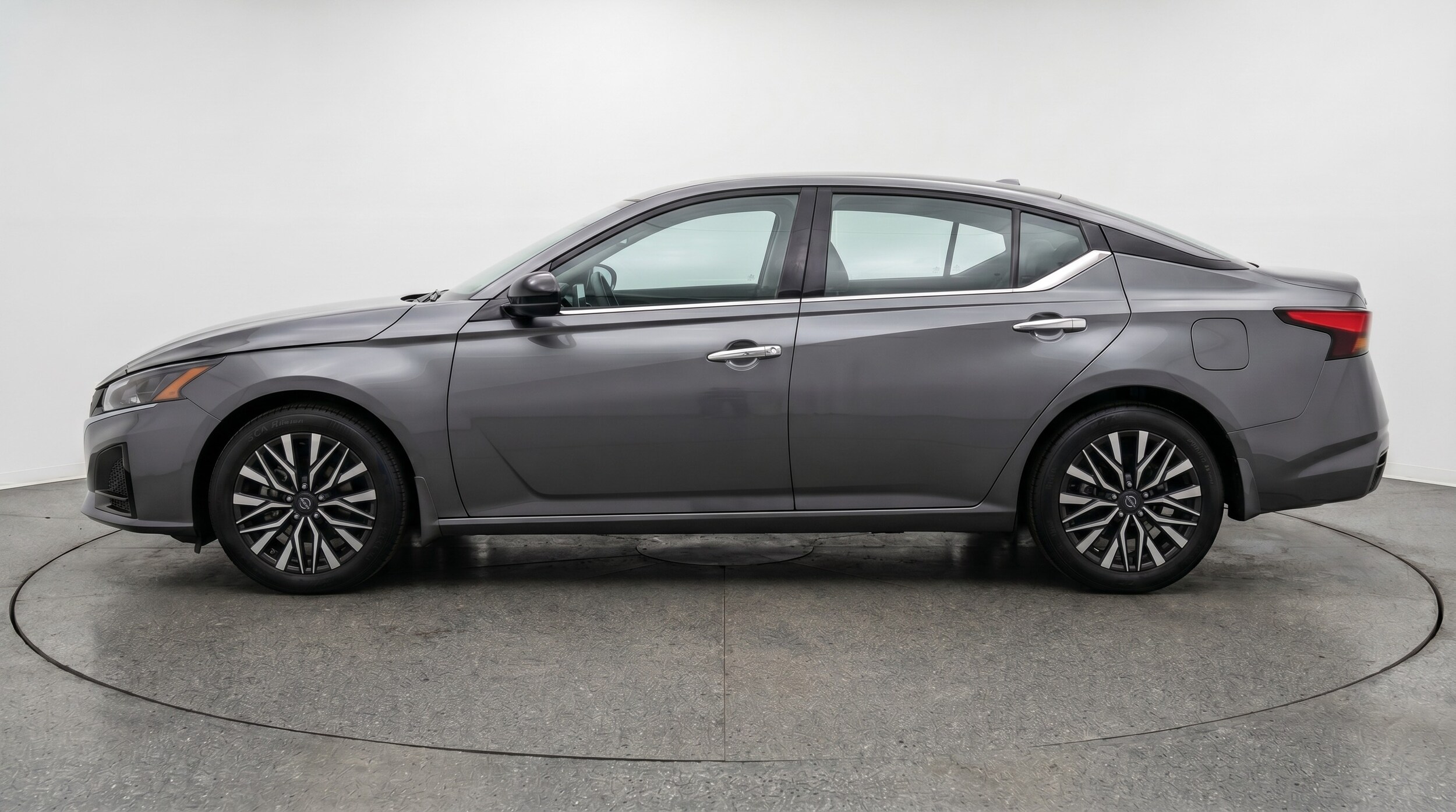 Thumbnail: 2025 Nissan Altima - 4