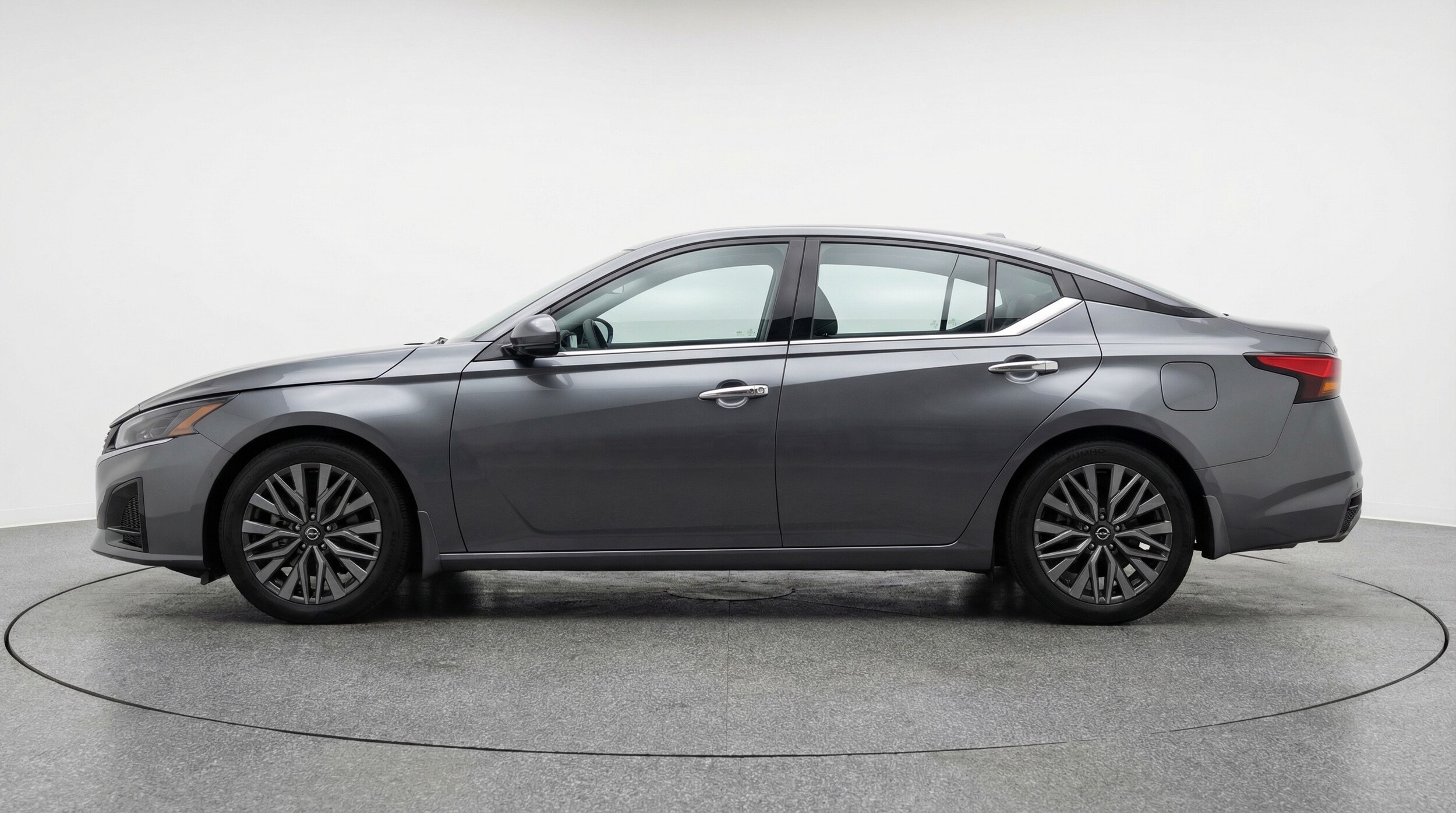 Thumbnail: 2025 Nissan Altima - 4