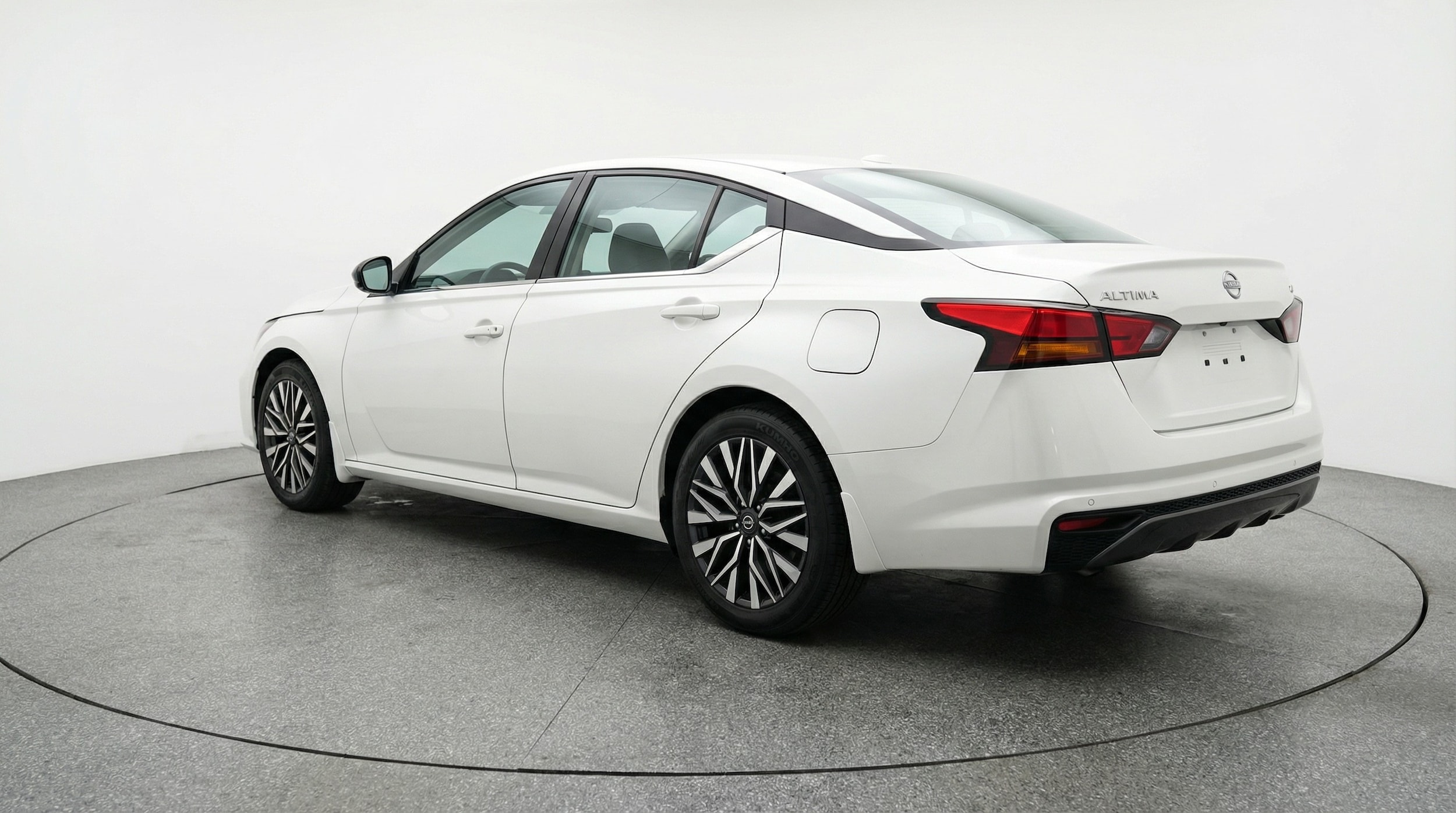 Thumbnail: 2025 Nissan Altima - 5
