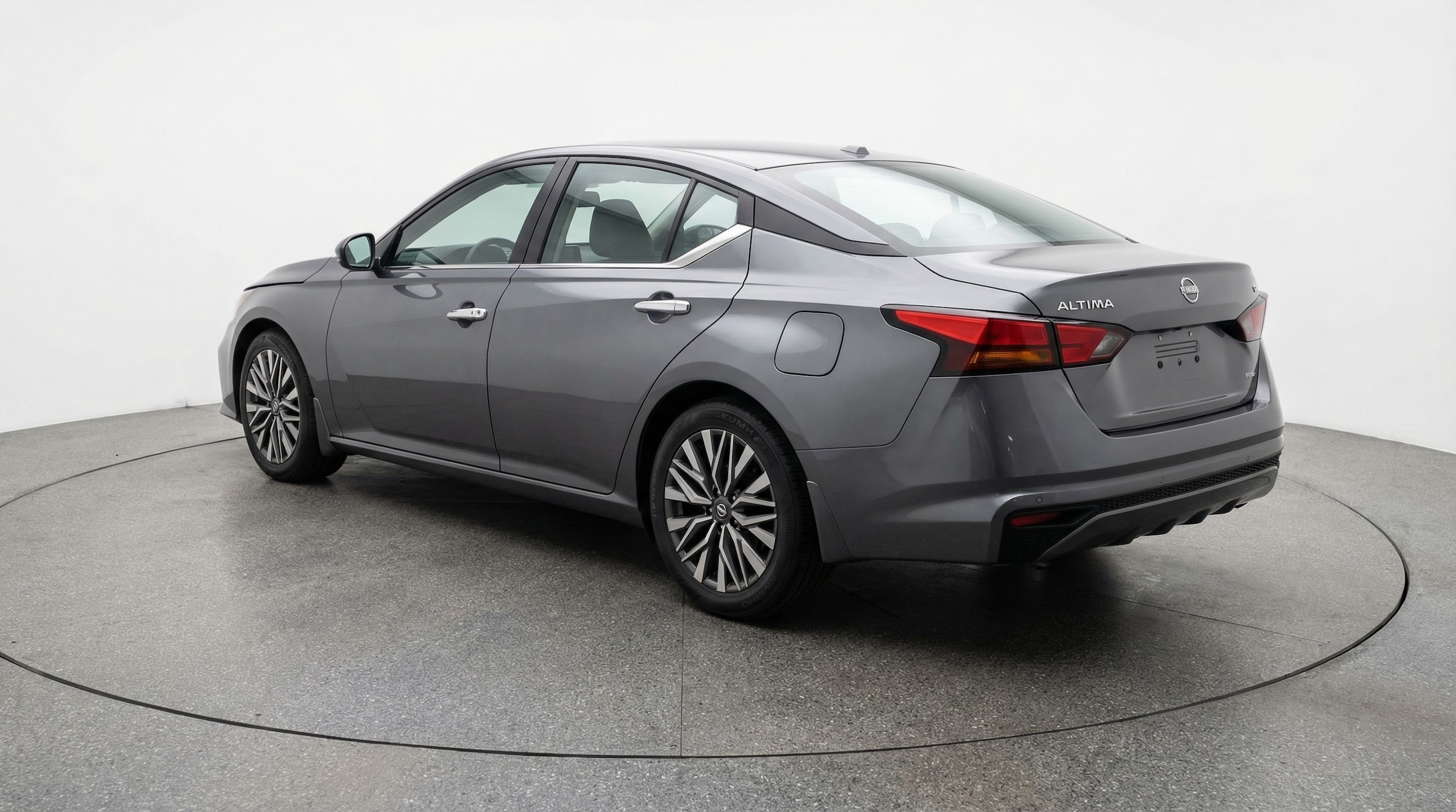 Thumbnail: 2025 Nissan Altima - 5