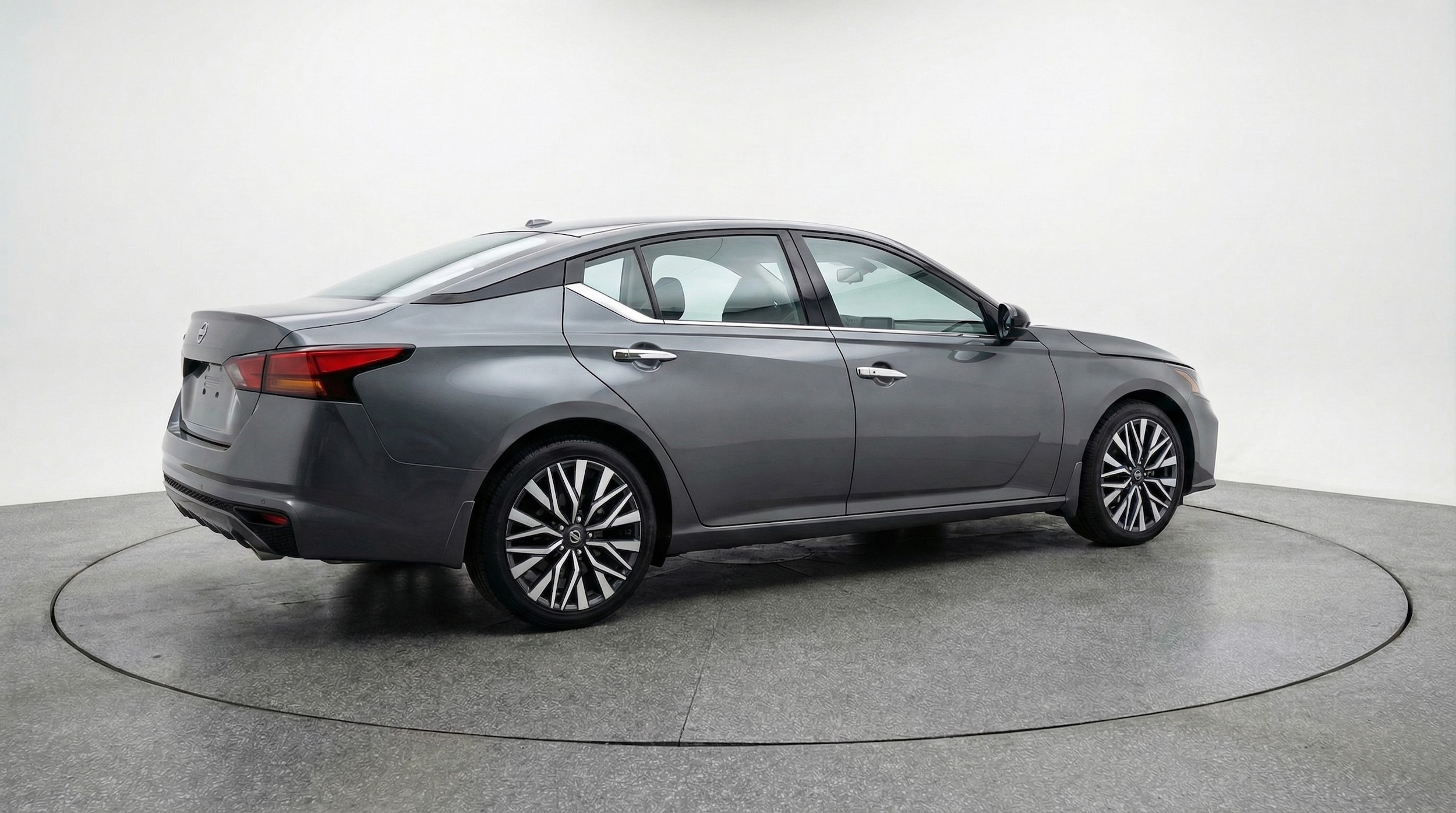 Thumbnail: 2025 Nissan Altima - 7